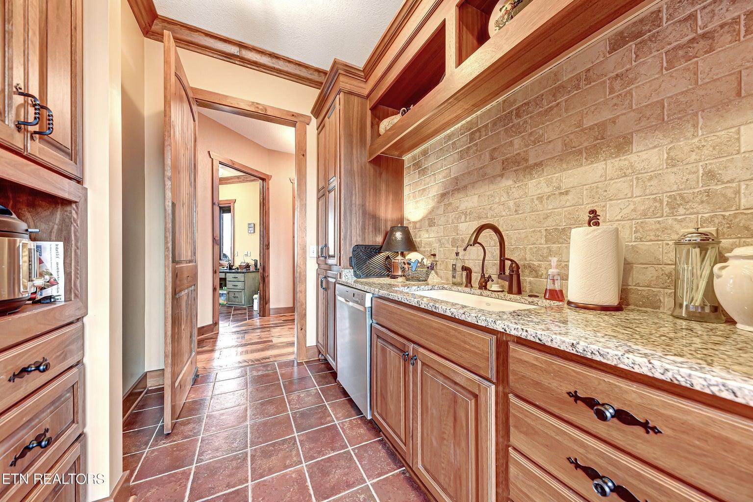 187 Crown Jewel Lane, Lafollette, TN - Norris Lake Real Estate - Image# 32