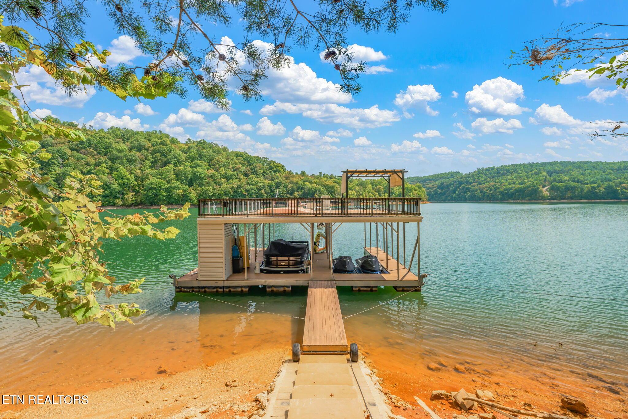 455 S Shorewood Lane, Caryville, TN - Norris Lake Real Estate - Image# 4