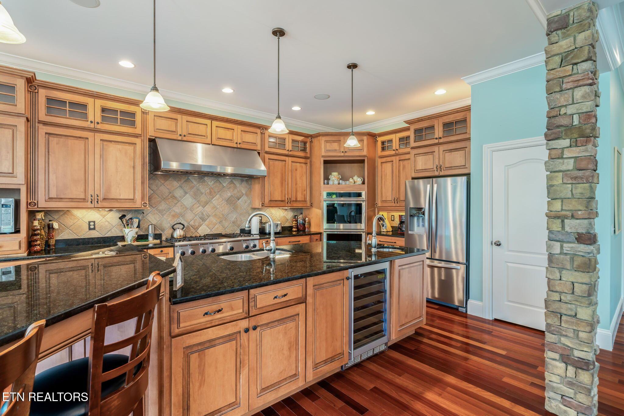 455 S Shorewood Lane, Caryville, TN - Norris Lake Real Estate - Image# 22