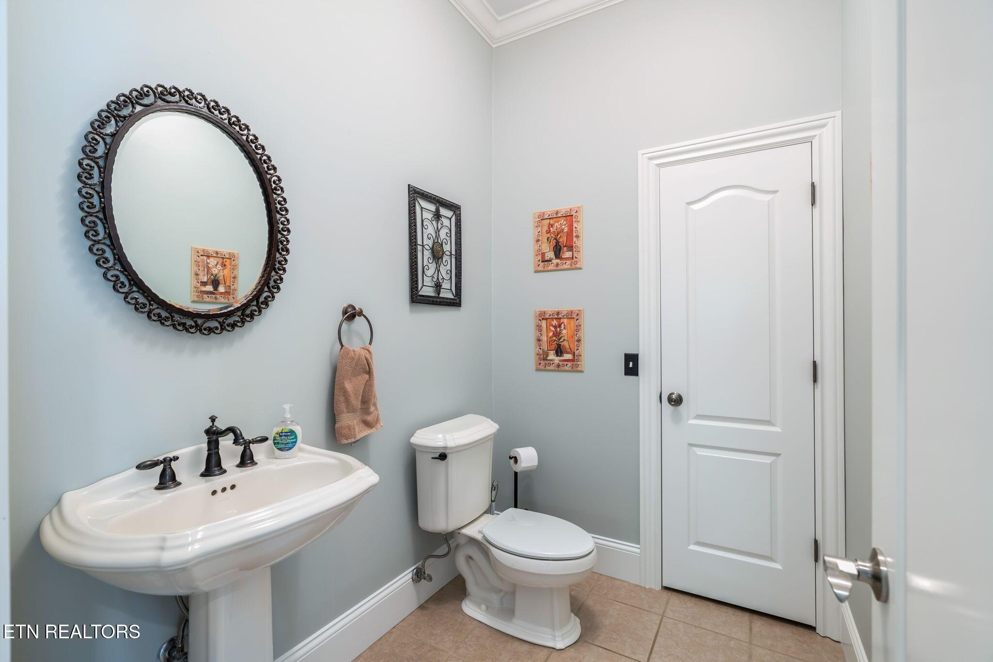 455 S Shorewood Lane, Caryville, TN - Norris Lake Real Estate - Image# 27