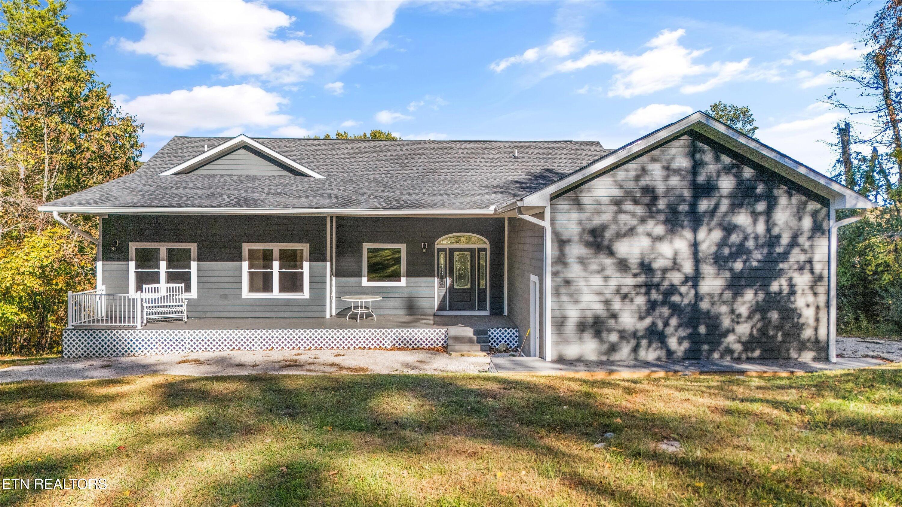 620 E Norris Point Rd, Lafollette, TN - Norris Lake Real Estate - Image# 4
