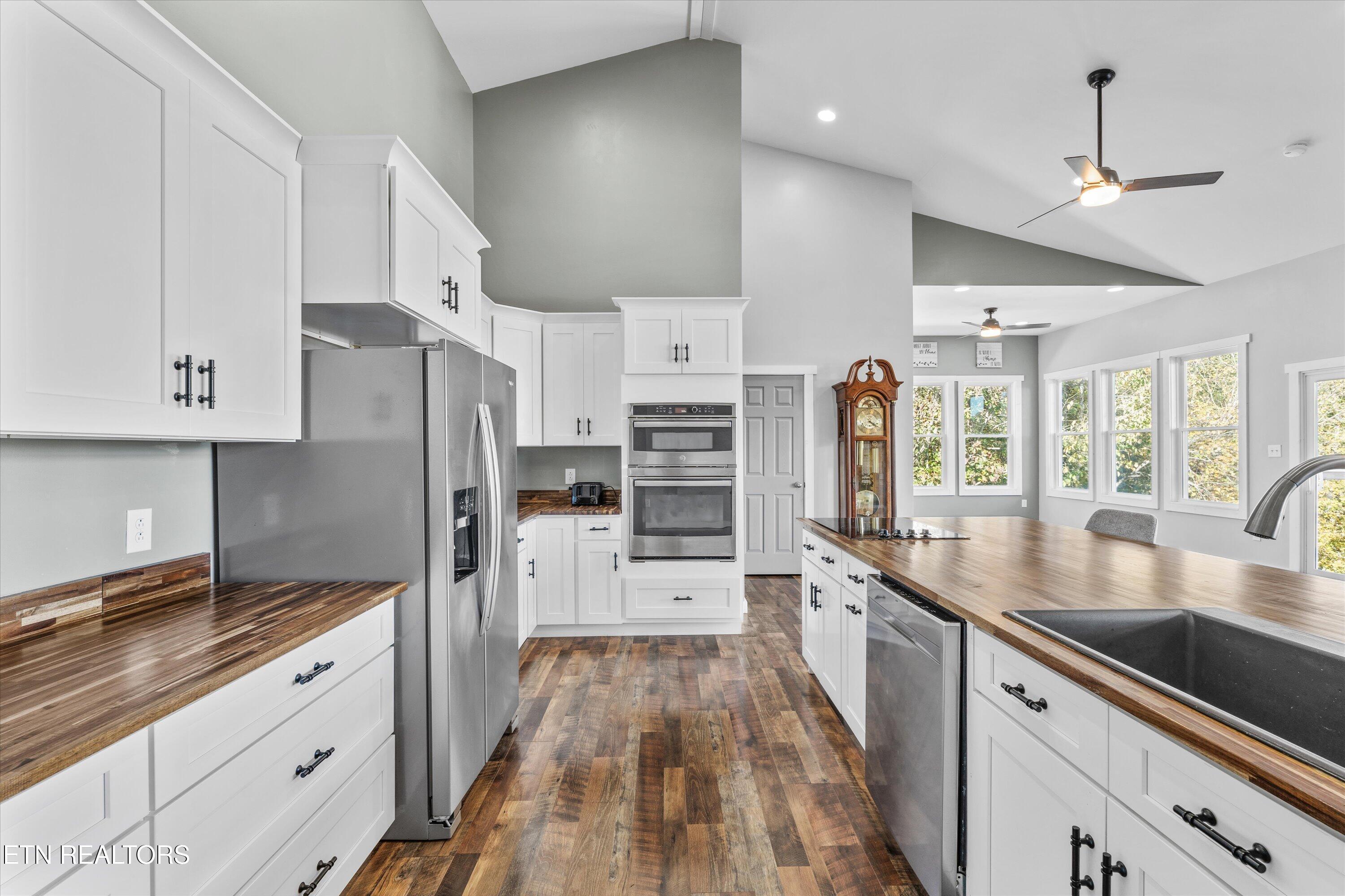 620 E Norris Point Rd, Lafollette, TN - Norris Lake Real Estate - Image# 19