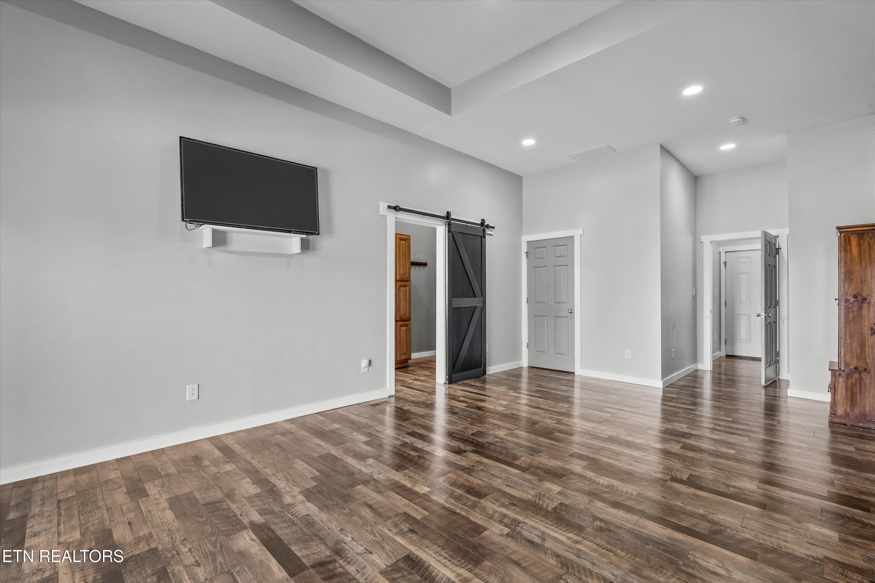 620 E Norris Point Rd, Lafollette, TN - Norris Lake Real Estate - Image# 24