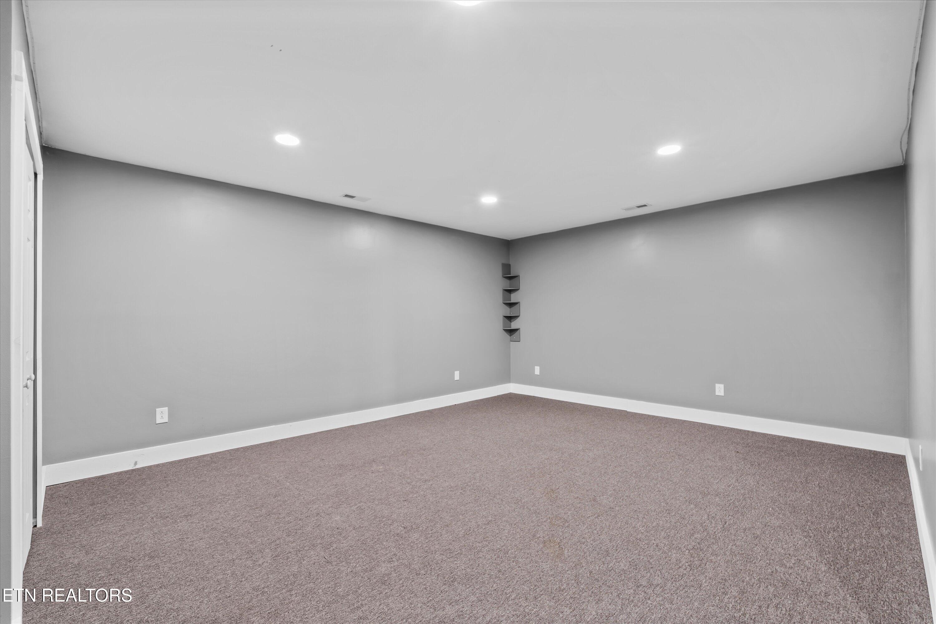 620 E Norris Point Rd, Lafollette, TN - Norris Lake Real Estate - Image# 38