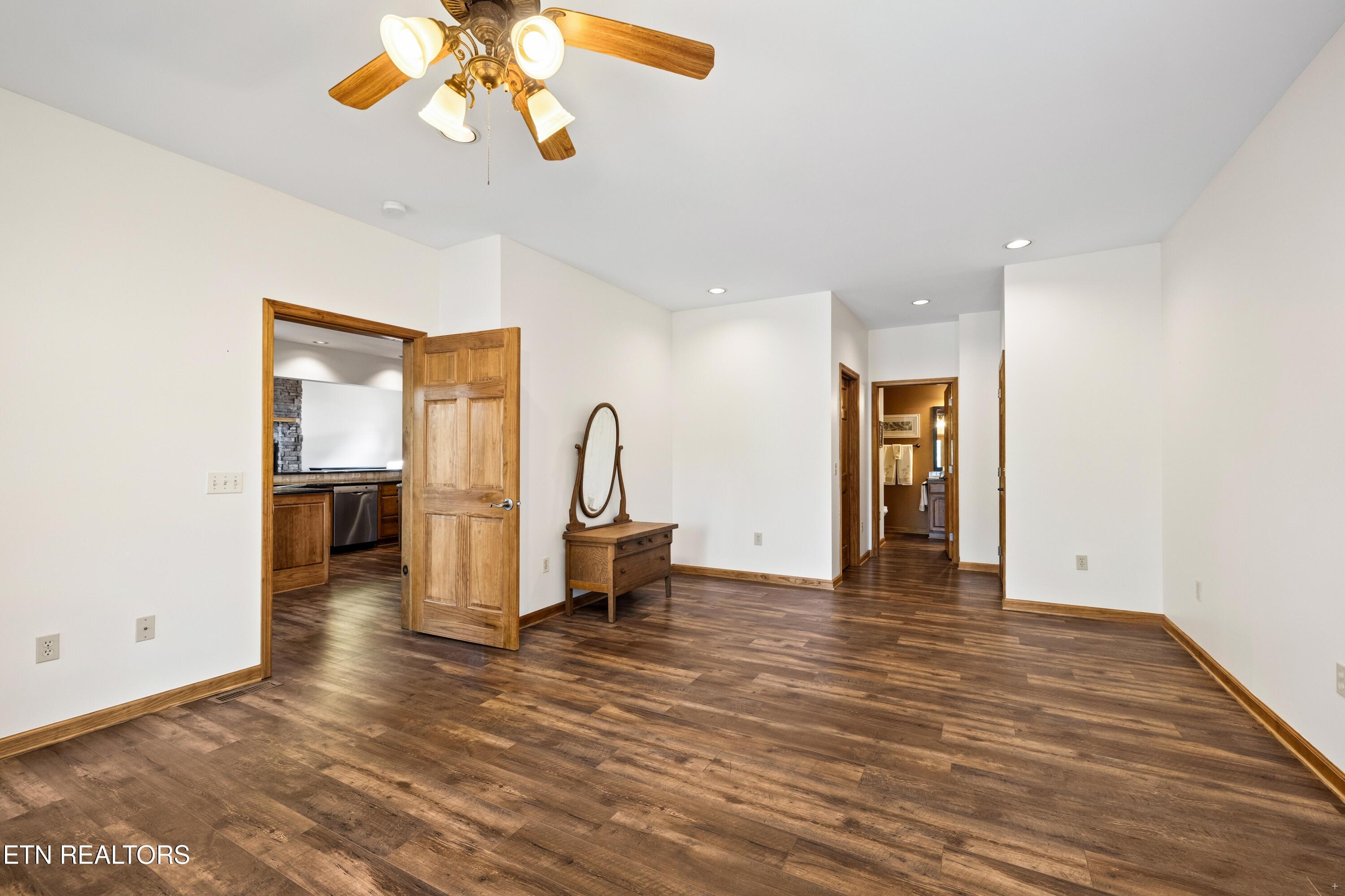 1420 Lakeview Drive, Sharps Chapel, TN - Norris Lake Real Estate - Image# 27