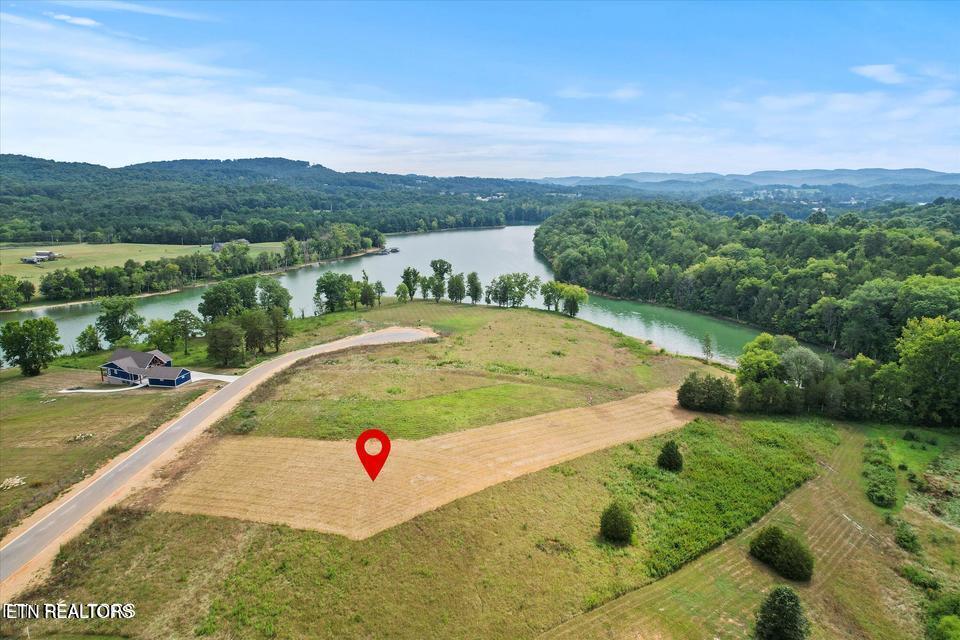 Norris Lake Real Estate - Image# 2