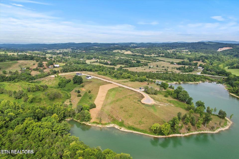 Norris Lake Real Estate - Image# 3