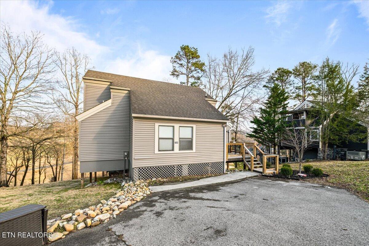 602 Wedgewood Lane, Lafollette, TN - Norris Lake Real Estate - Image# 2