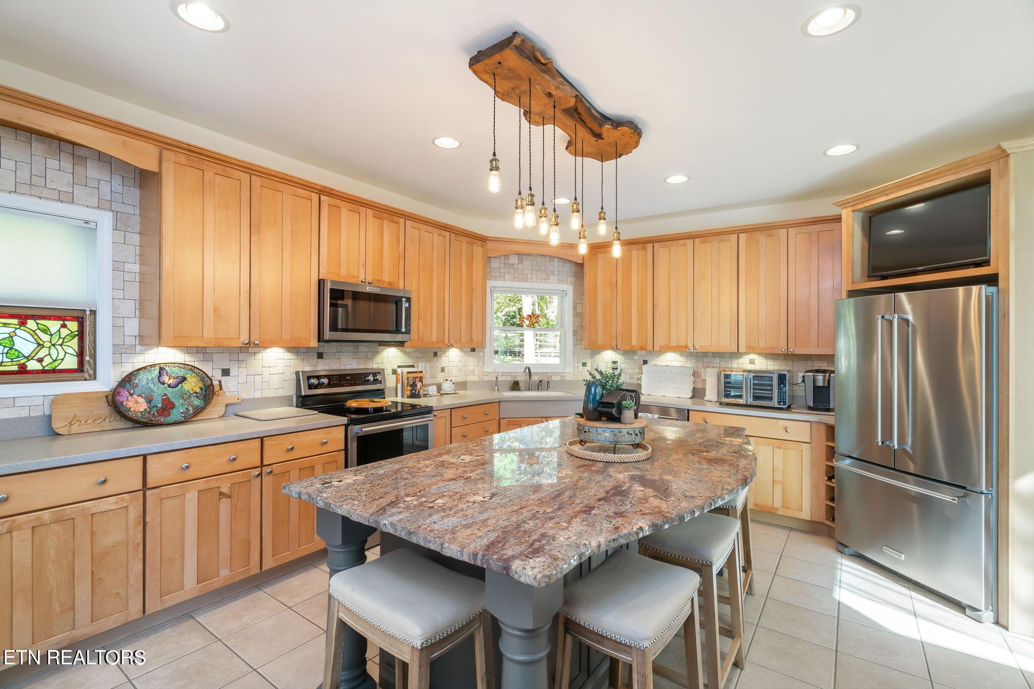 209 Bucks And Doe, Lafollette, TN - Norris Lake Real Estate - Image# 10