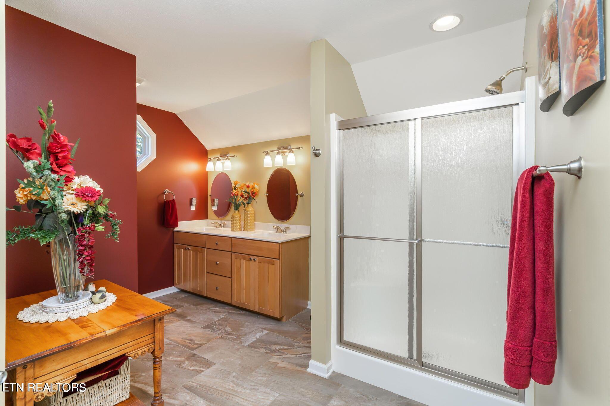 209 Bucks And Doe, Lafollette, TN - Norris Lake Real Estate - Image# 21