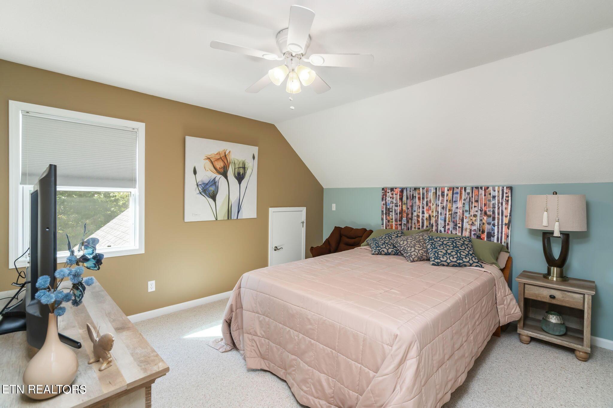 209 Bucks And Doe, Lafollette, TN - Norris Lake Real Estate - Image# 24