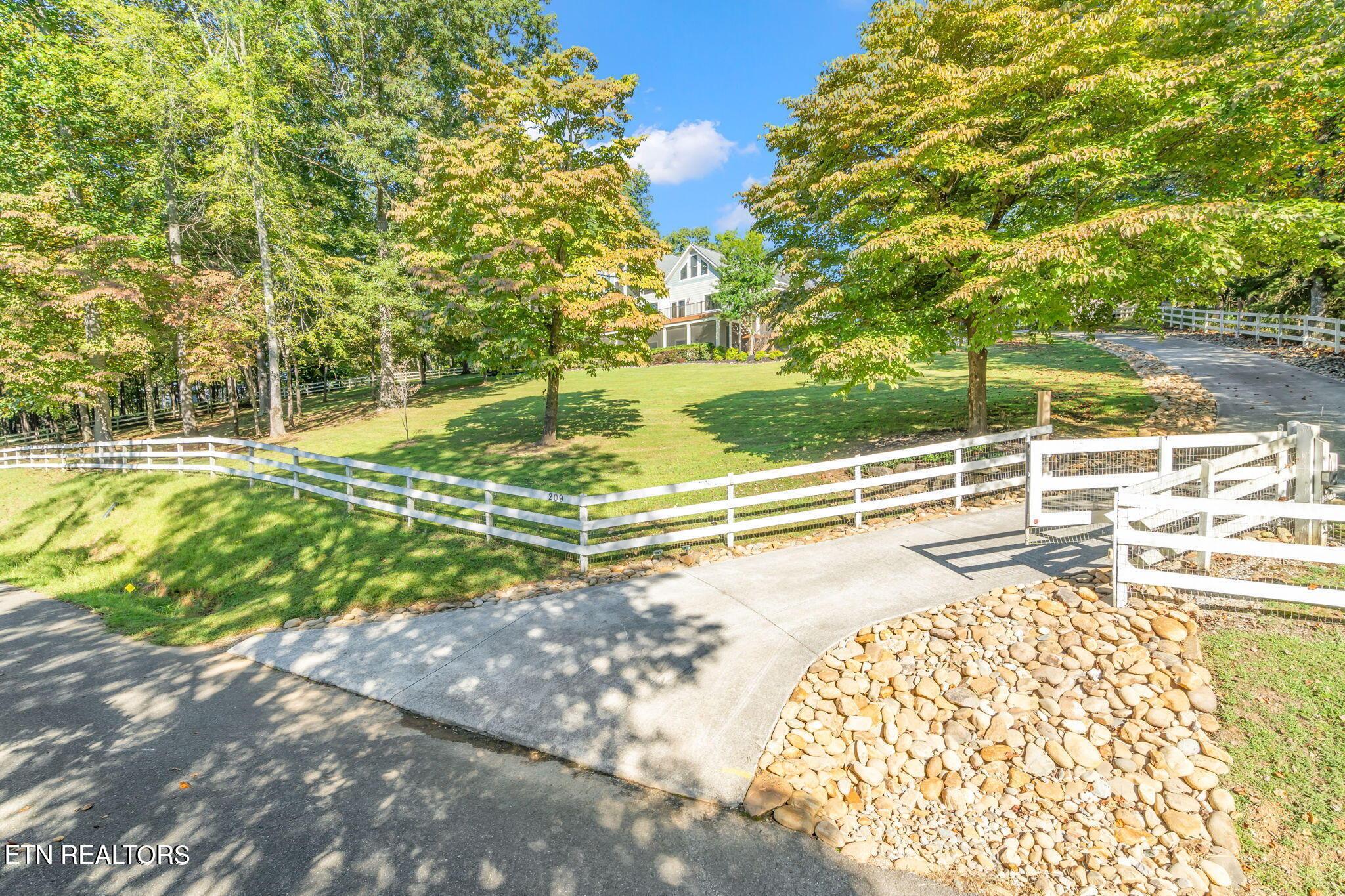 209 Bucks And Doe, Lafollette, TN - Norris Lake Real Estate - Image# 49