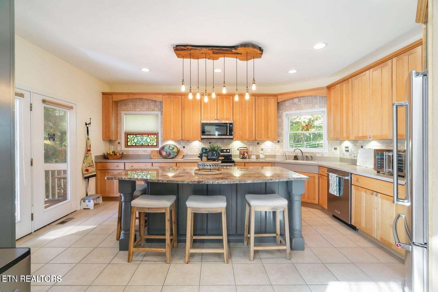 209 Bucks And Doe, Lafollette, TN - Norris Lake Real Estate - Image# 5