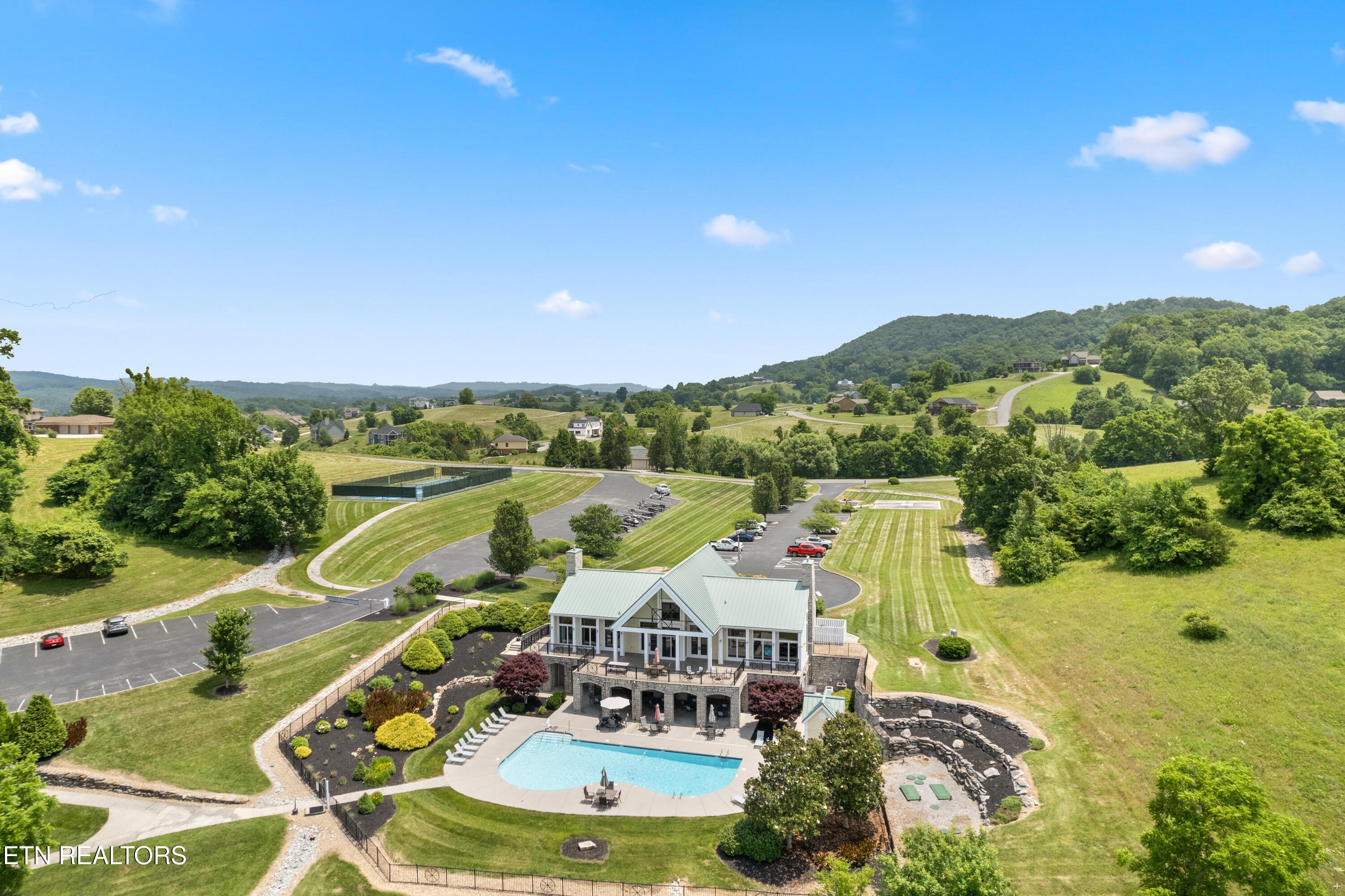 Norris Lake Real Estate - Image# 2