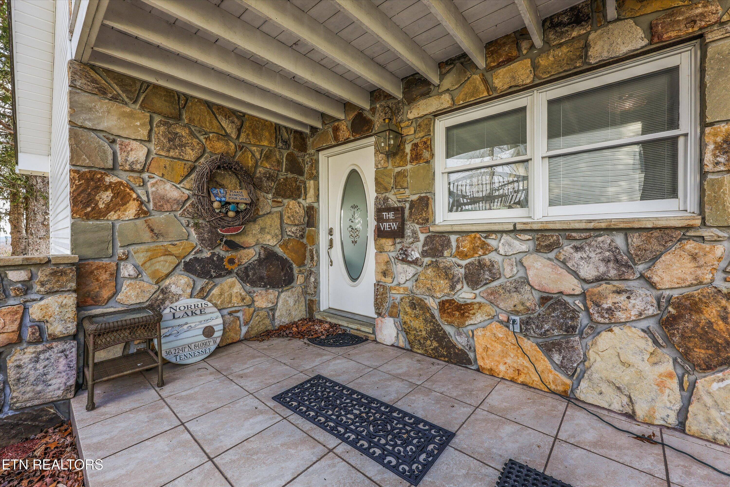 1189 Deerfield Way, Lafollette, TN - Norris Lake Real Estate - Image# 11