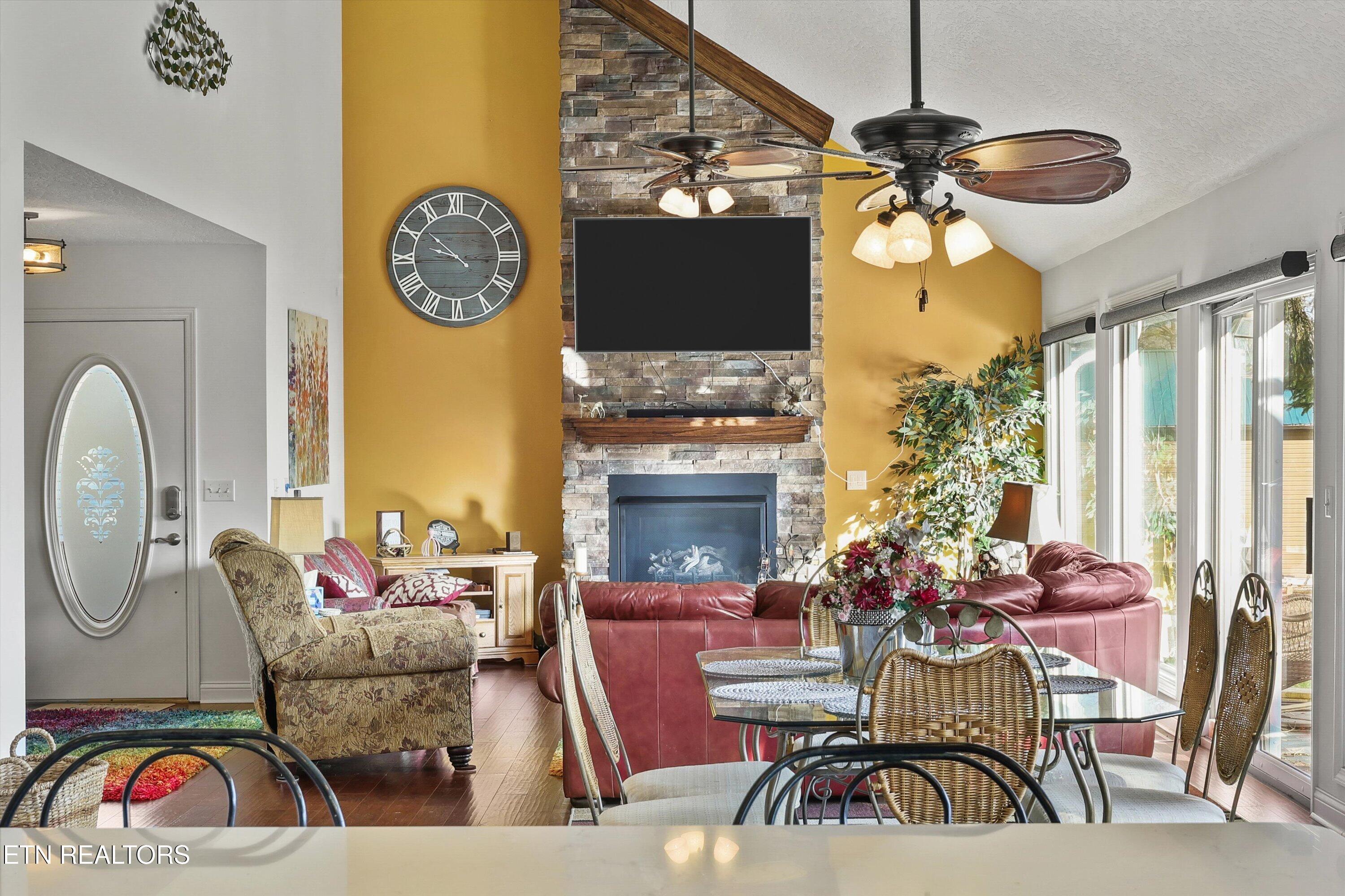 1189 Deerfield Way, Lafollette, TN - Norris Lake Real Estate - Image# 13