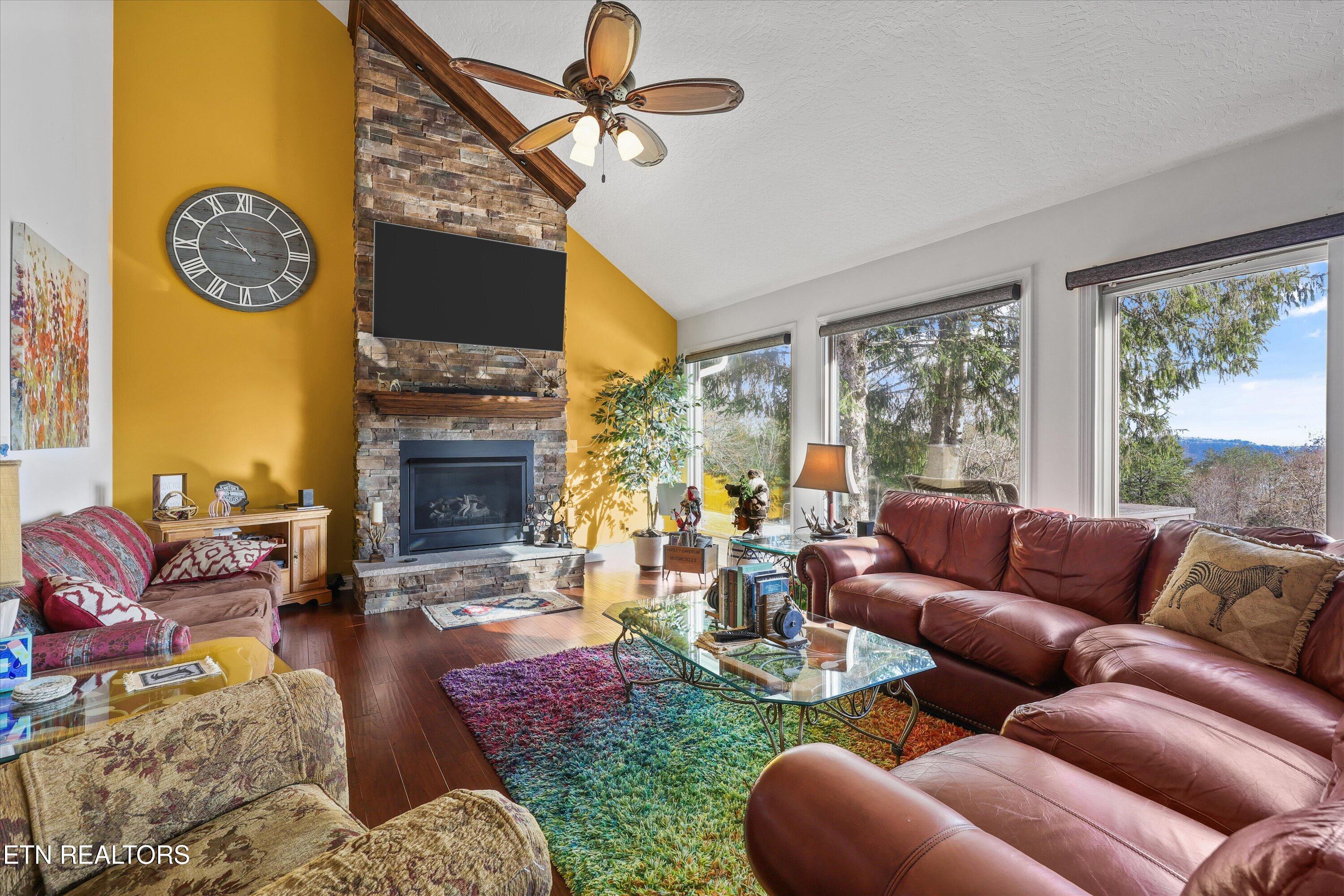 1189 Deerfield Way, Lafollette, TN - Norris Lake Real Estate - Image# 14