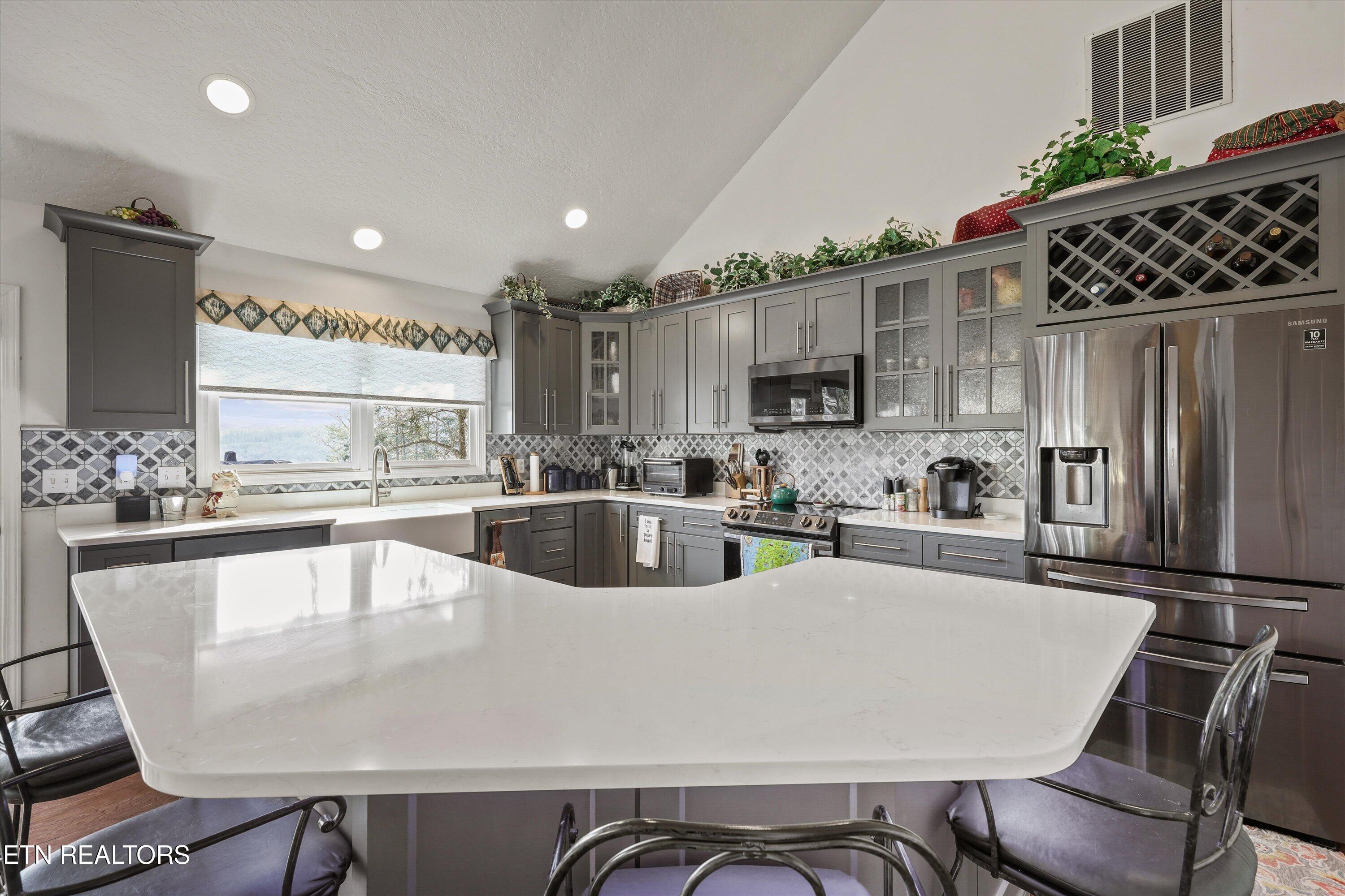 1189 Deerfield Way, Lafollette, TN - Norris Lake Real Estate - Image# 18