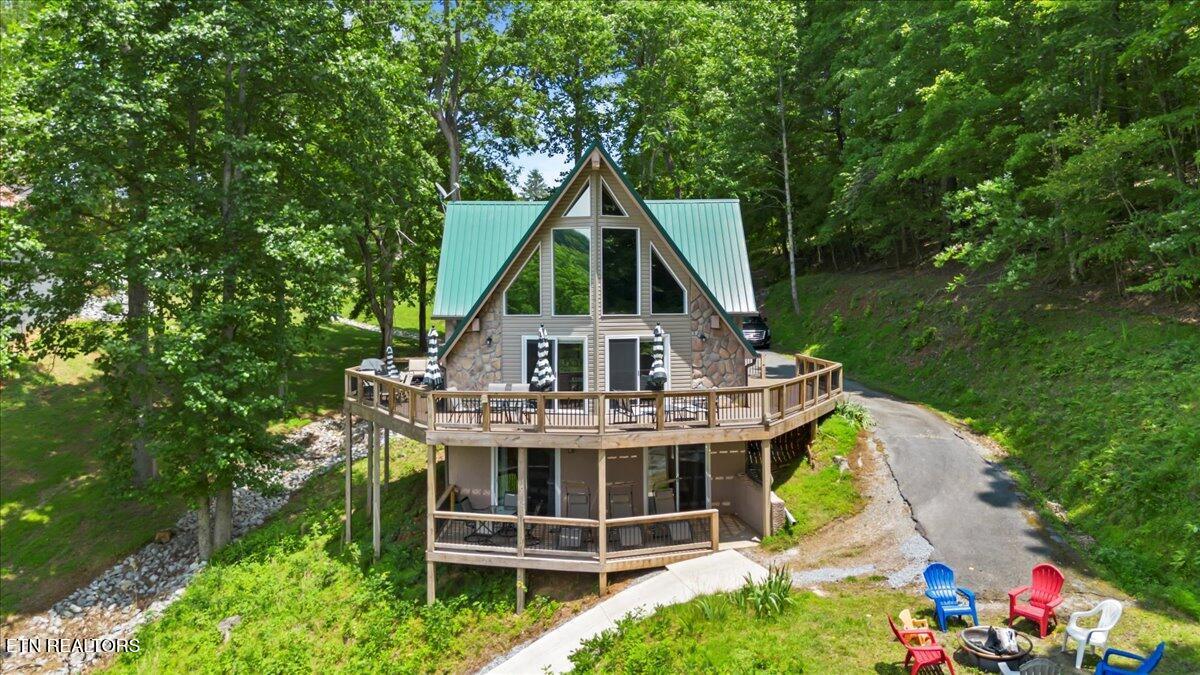 824 Deerfield Way, Lafollette, TN - Norris Lake Real Estate - Image# 2
