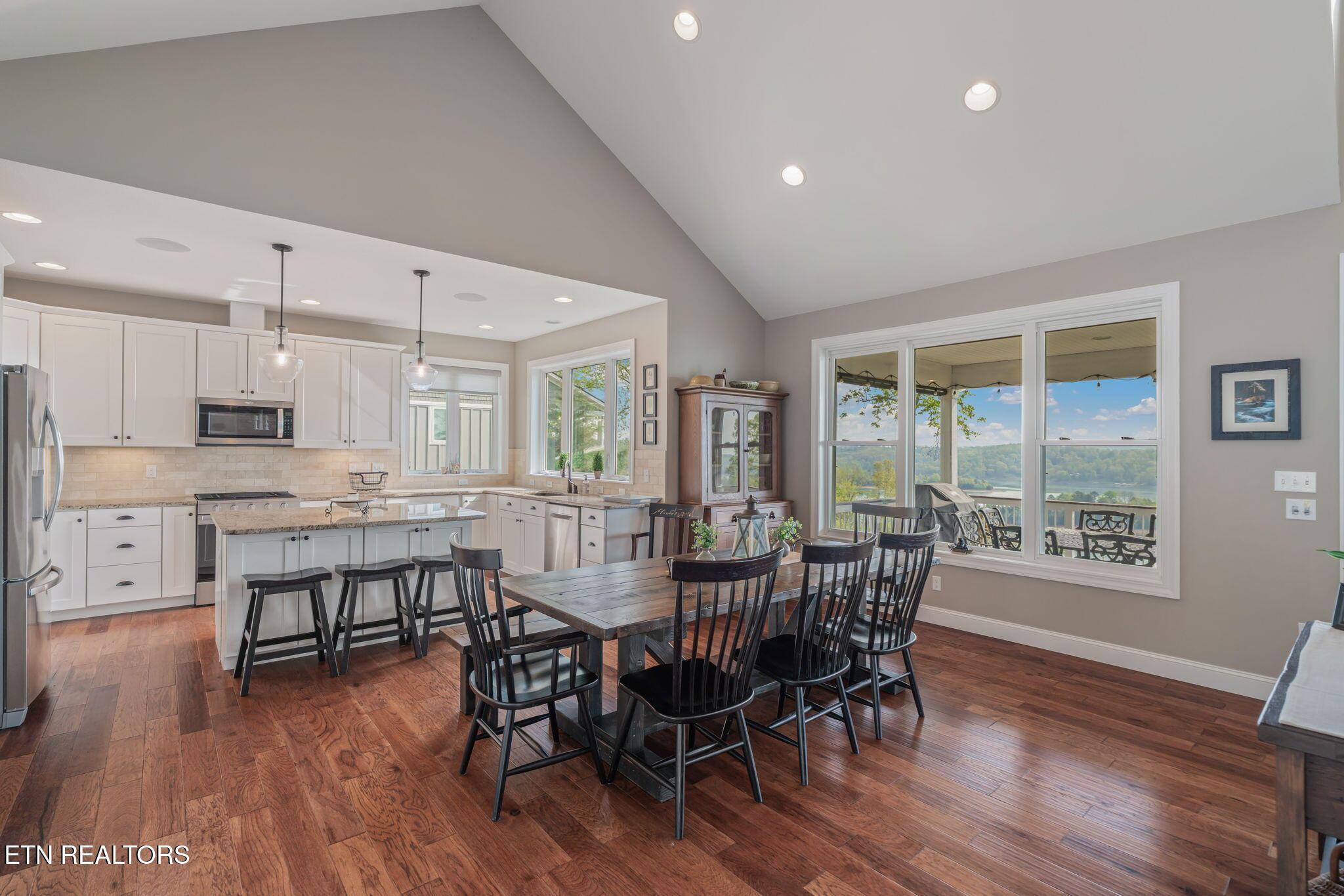 148 Smokeys Point, Lafollette, TN - Norris Lake Real Estate - Image# 10