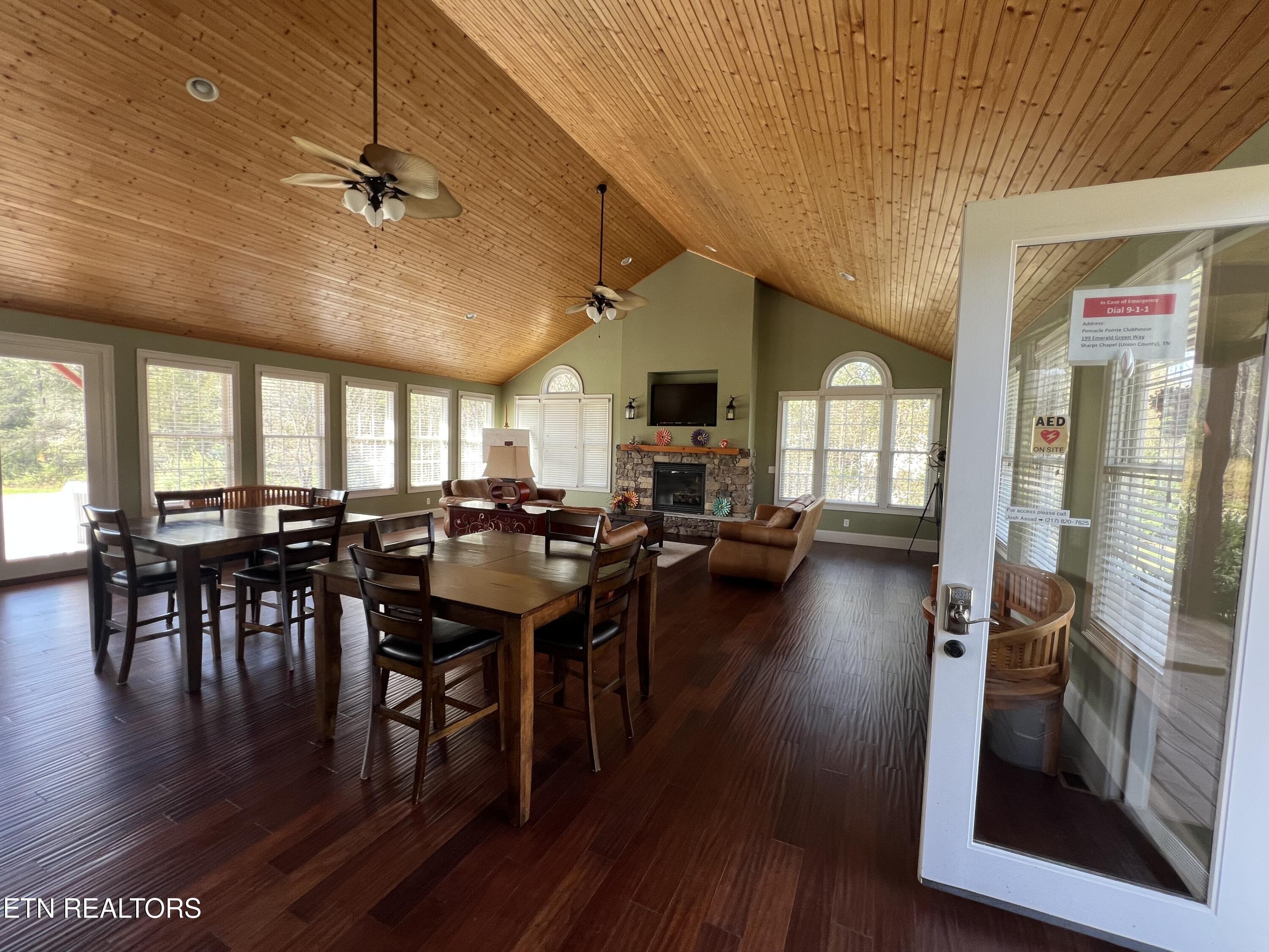 Norris Lake Real Estate - Image# 2