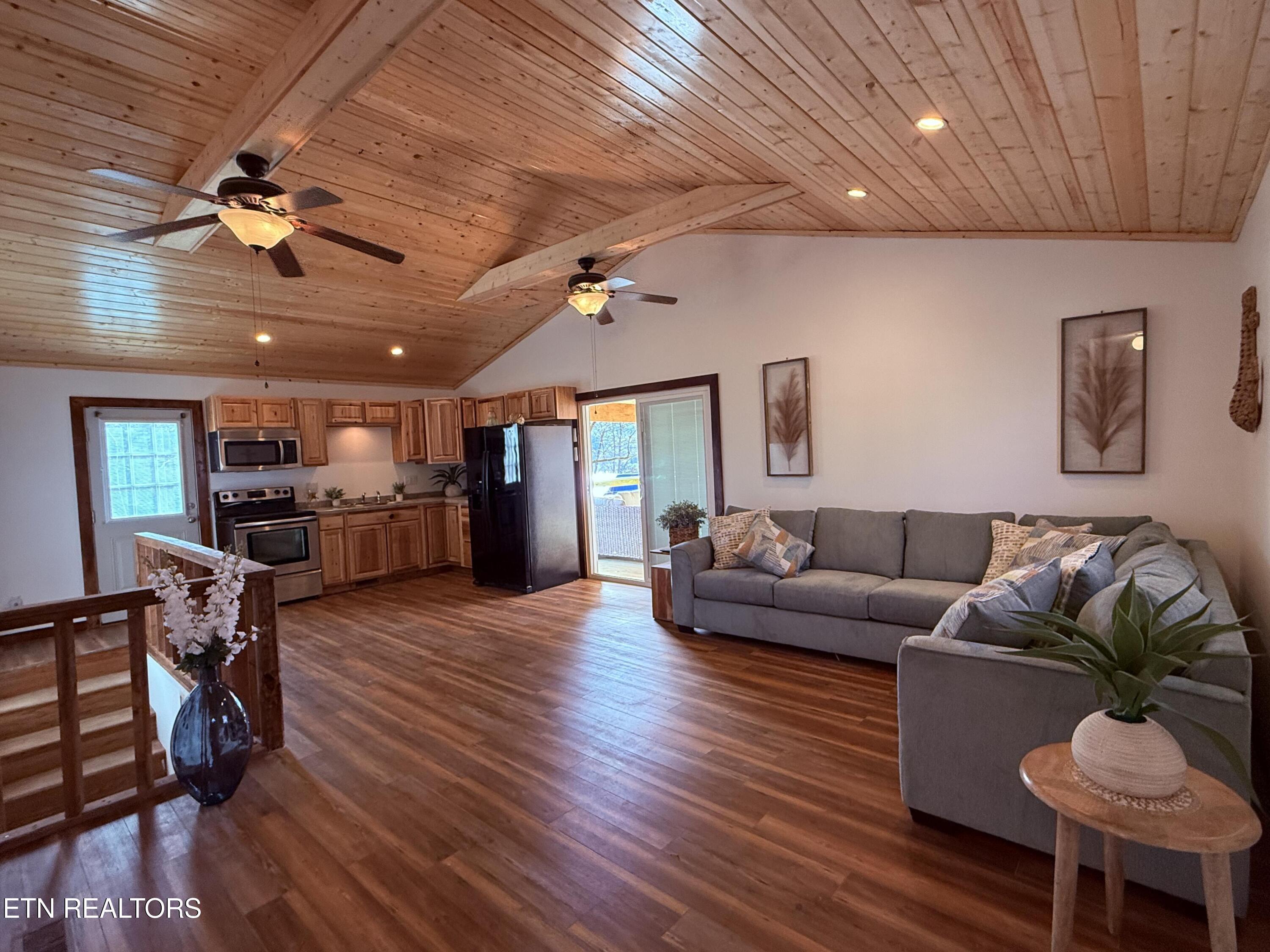 222 Big Creek Lane, Lafollette, TN - Norris Lake Real Estate - Image# 12