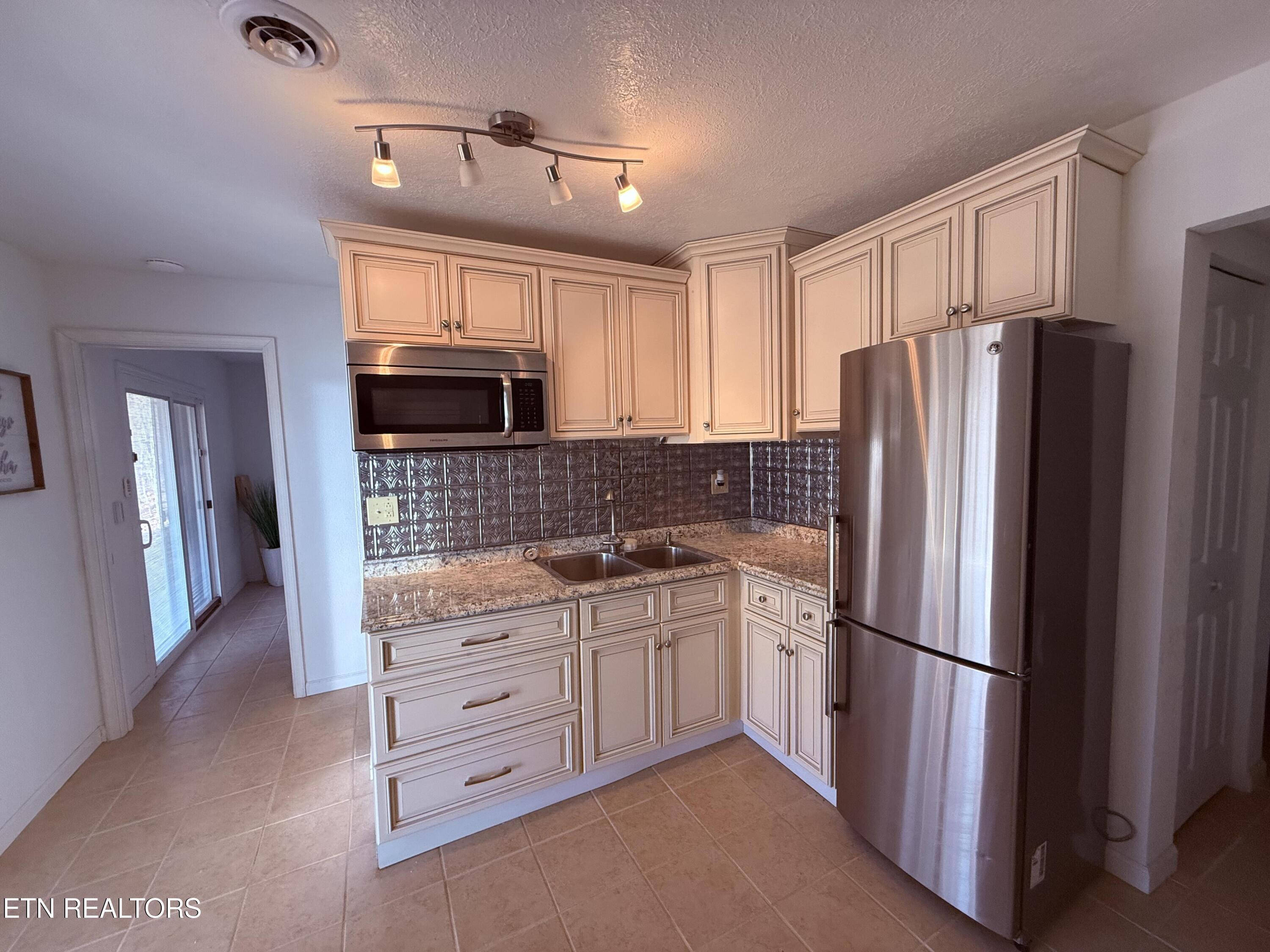 222 Big Creek Lane, Lafollette, TN - Norris Lake Real Estate - Image# 22