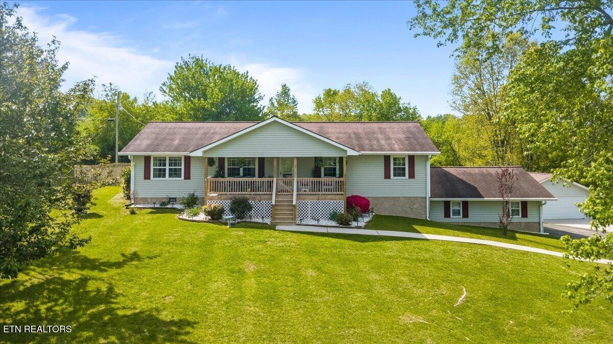 1178 Powell Valley Shores Circle, Speedwell, TN - Norris Lake Real Estate - Image# 3