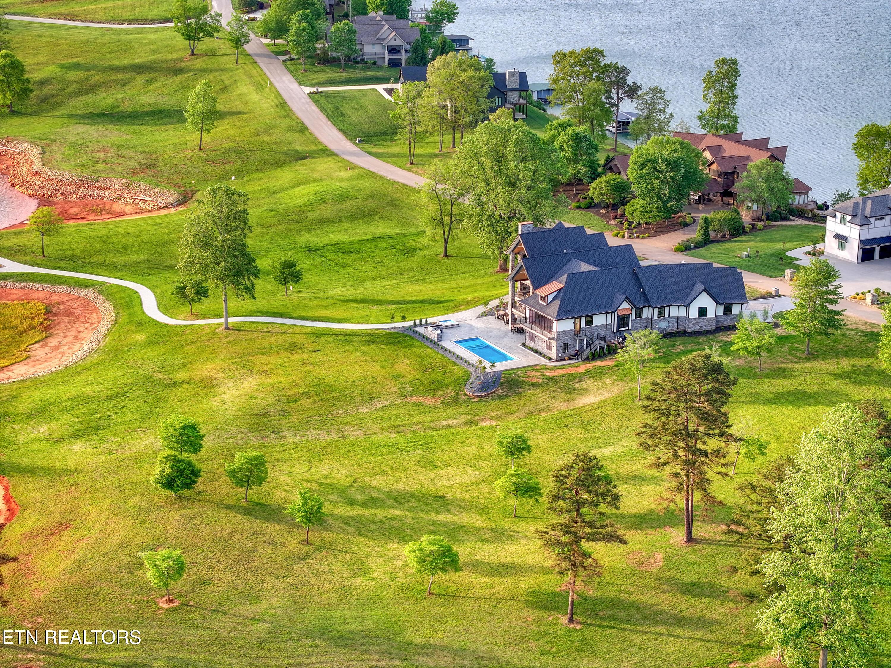 202 Crown Jewel Lane, Lafollette, TN - Norris Lake Real Estate - Image# 4