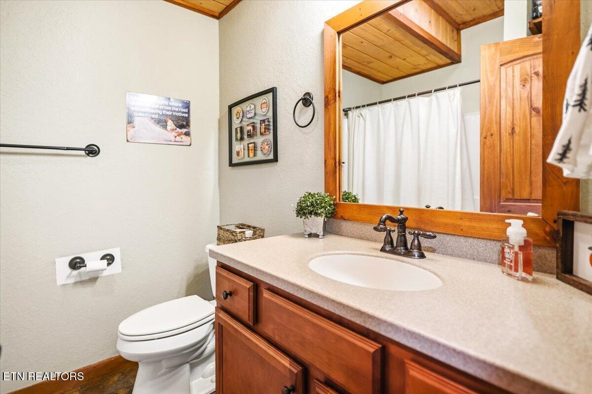 230 Foxwood Drive, Caryville, TN - Norris Lake Real Estate - Image# 26