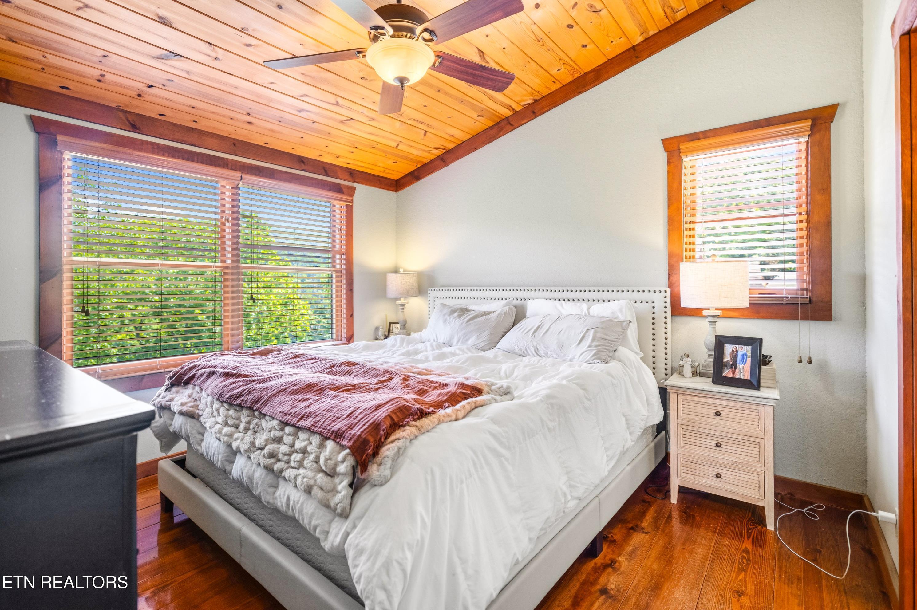230 Foxwood Drive, Caryville, TN - Norris Lake Real Estate - Image# 29