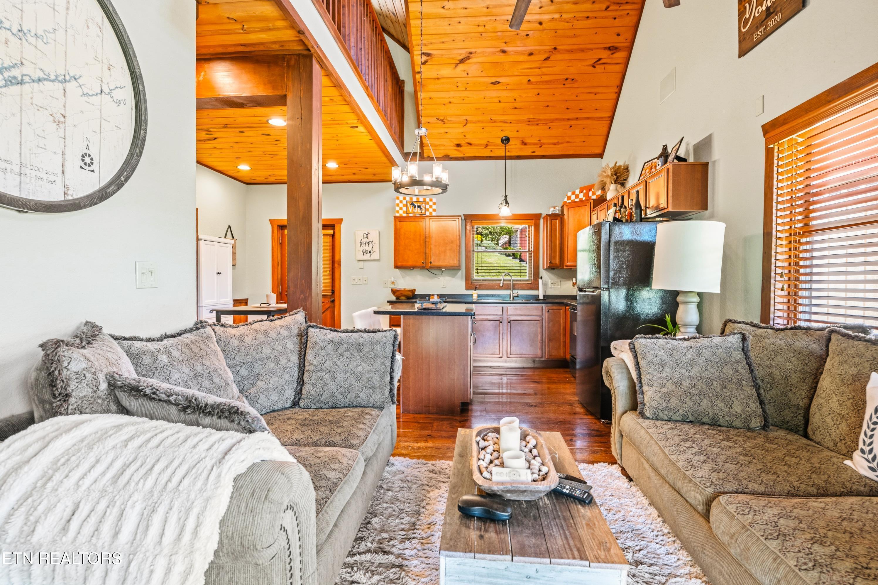 230 Foxwood Drive, Caryville, TN - Norris Lake Real Estate - Image# 12