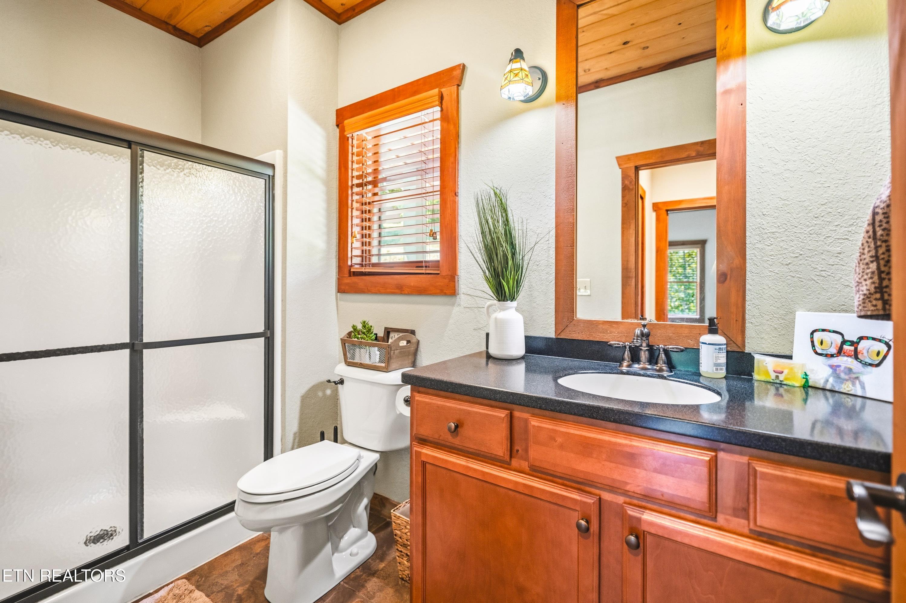 230 Foxwood Drive, Caryville, TN - Norris Lake Real Estate - Image# 18