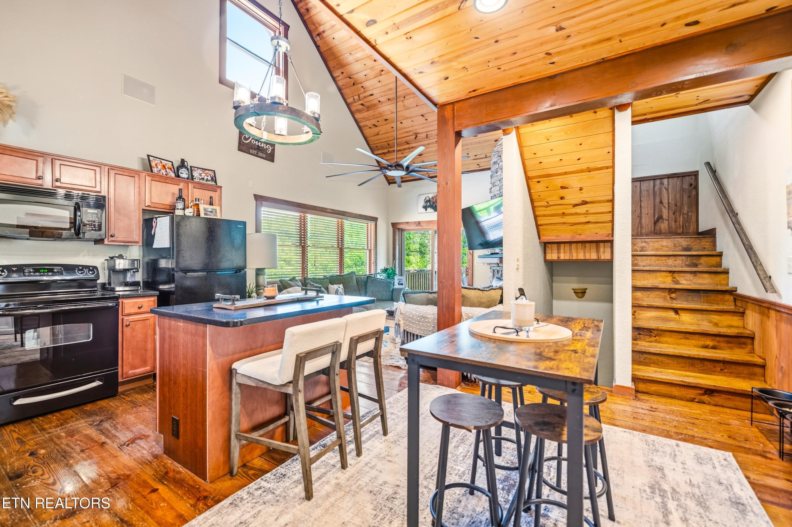 230 Foxwood Drive, Caryville, TN - Norris Lake Real Estate - Image# 7