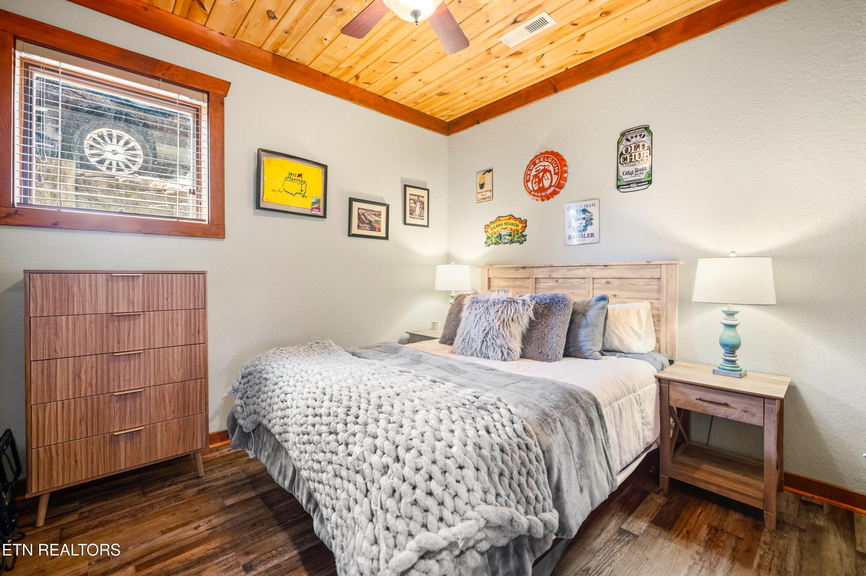 230 Foxwood Drive, Caryville, TN - Norris Lake Real Estate - Image# 24