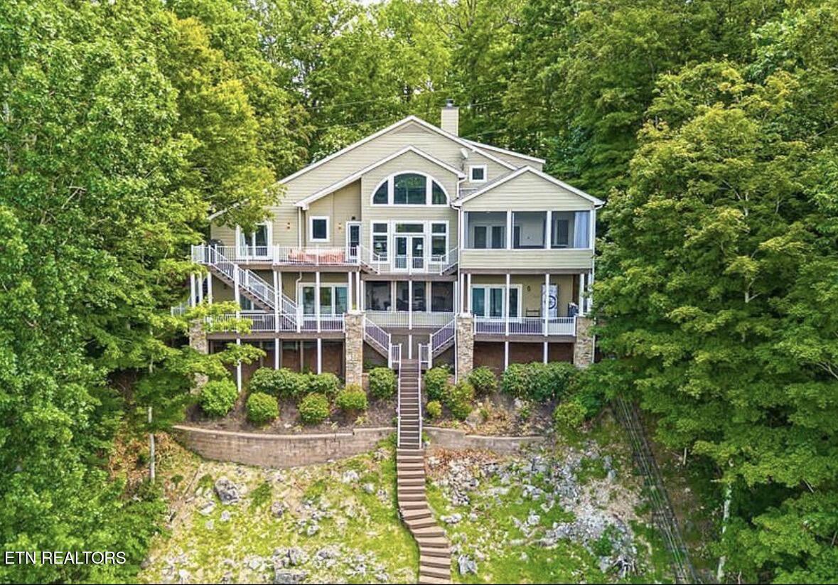 1304 N. Shorewood Lane, Caryville, TN - Norris Lake Real Estate - Image# 1
