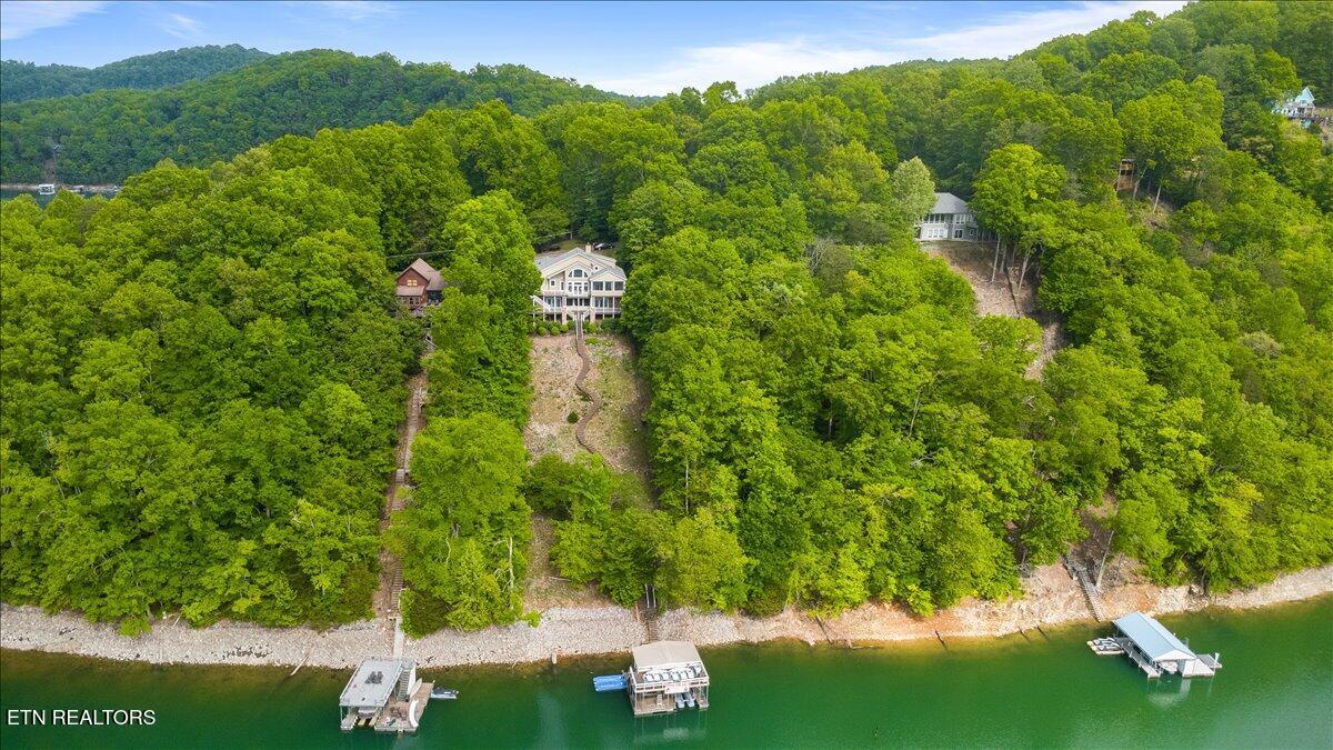 1304 N. Shorewood Lane, Caryville, TN - Norris Lake Real Estate - Image# 25