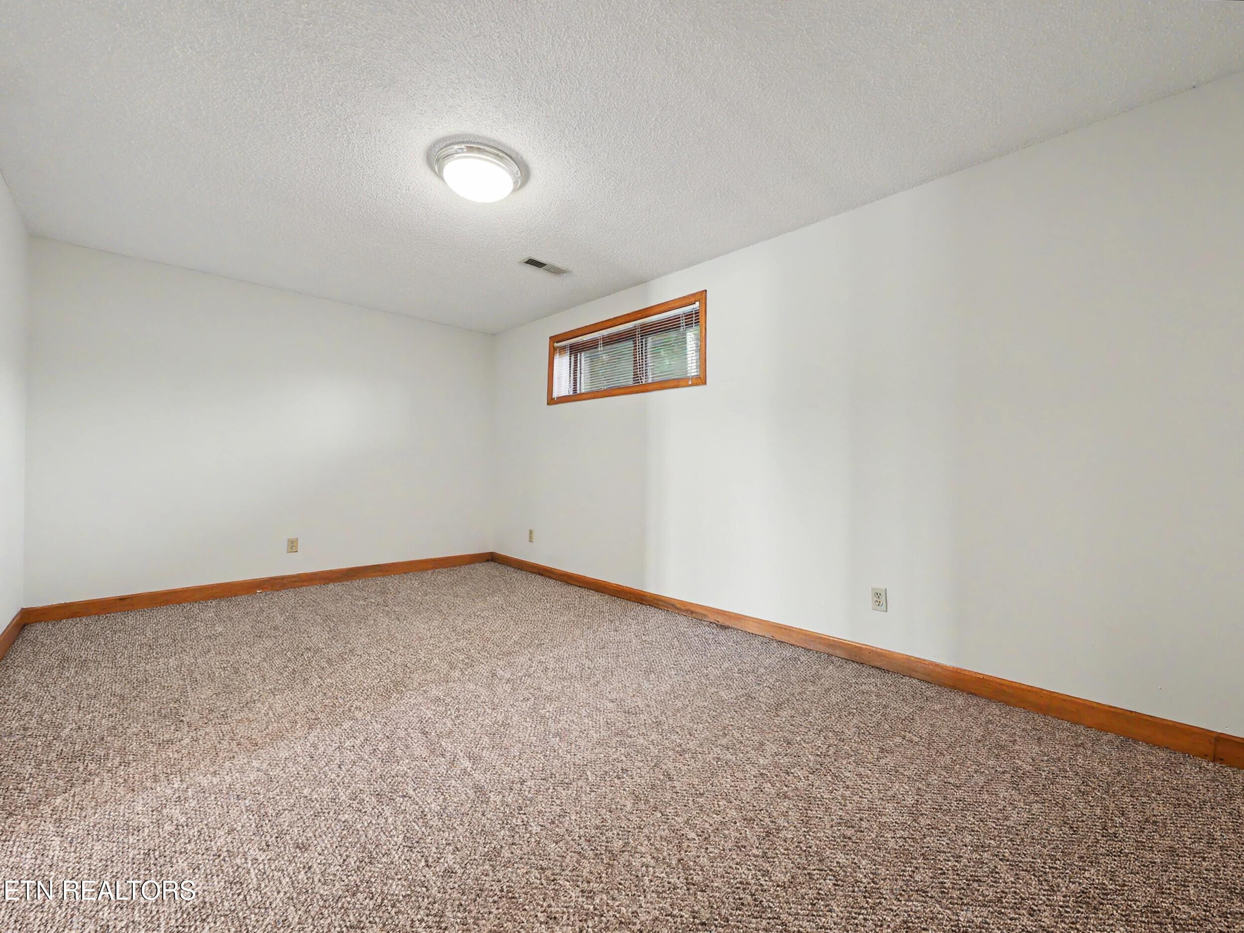 142 Deer Trot Lane, Lafollette, TN - Norris Lake Real Estate - Image# 22