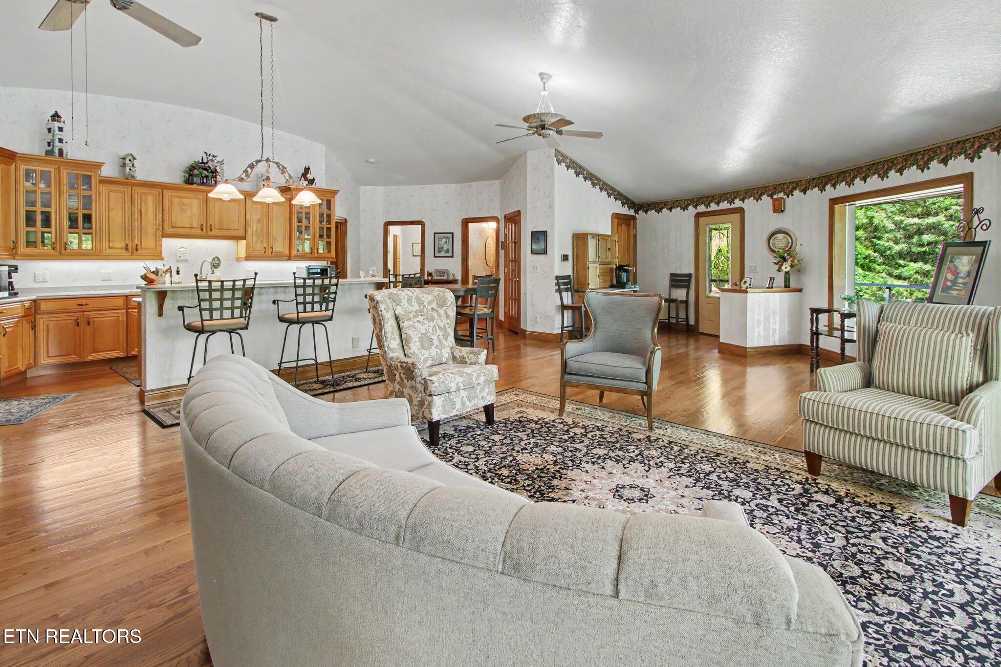 563 Norris Shores Drive, Sharps Chapel, TN - Norris Lake Real Estate - Image# 11