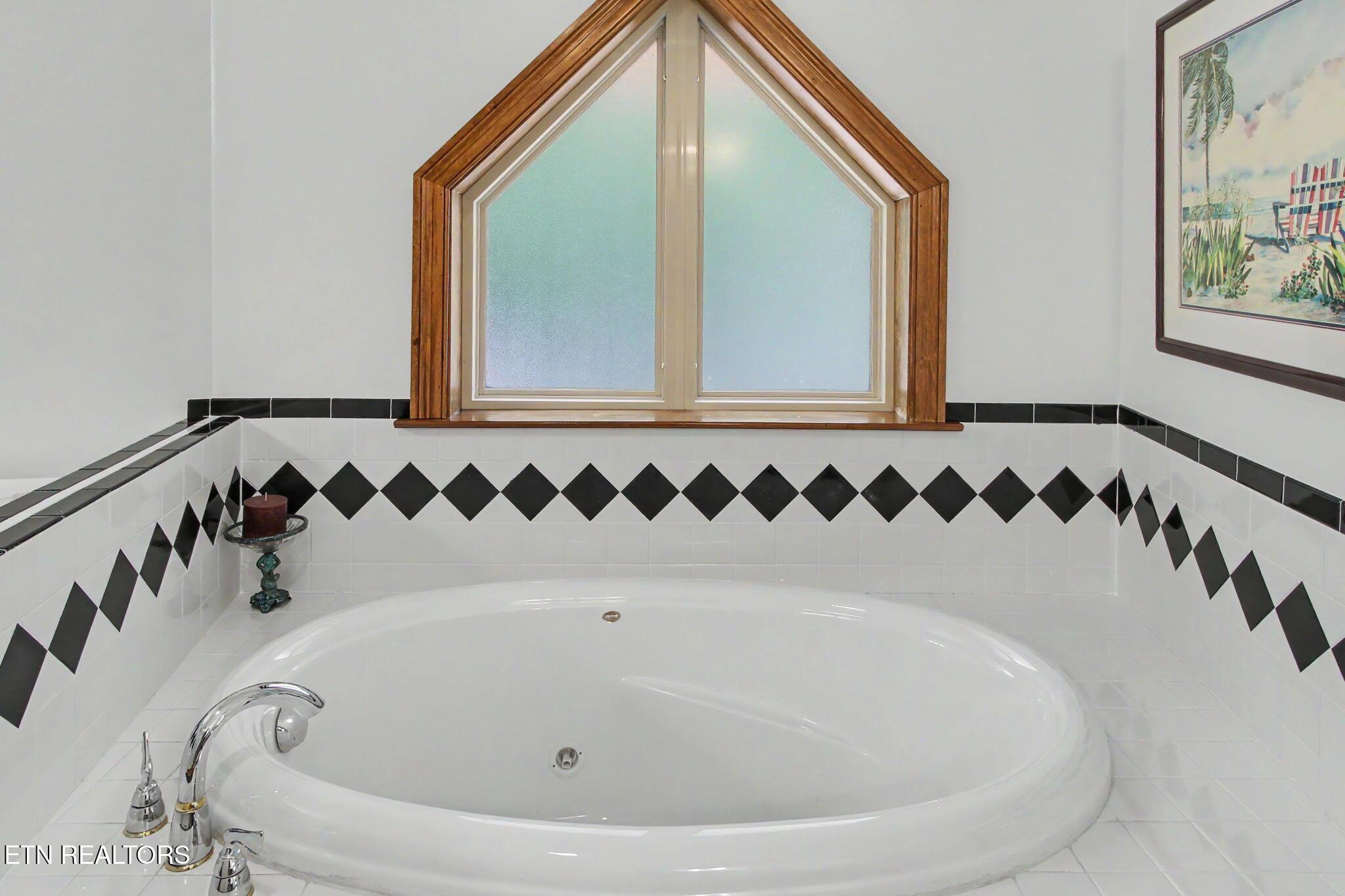 563 Norris Shores Drive, Sharps Chapel, TN - Norris Lake Real Estate - Image# 21