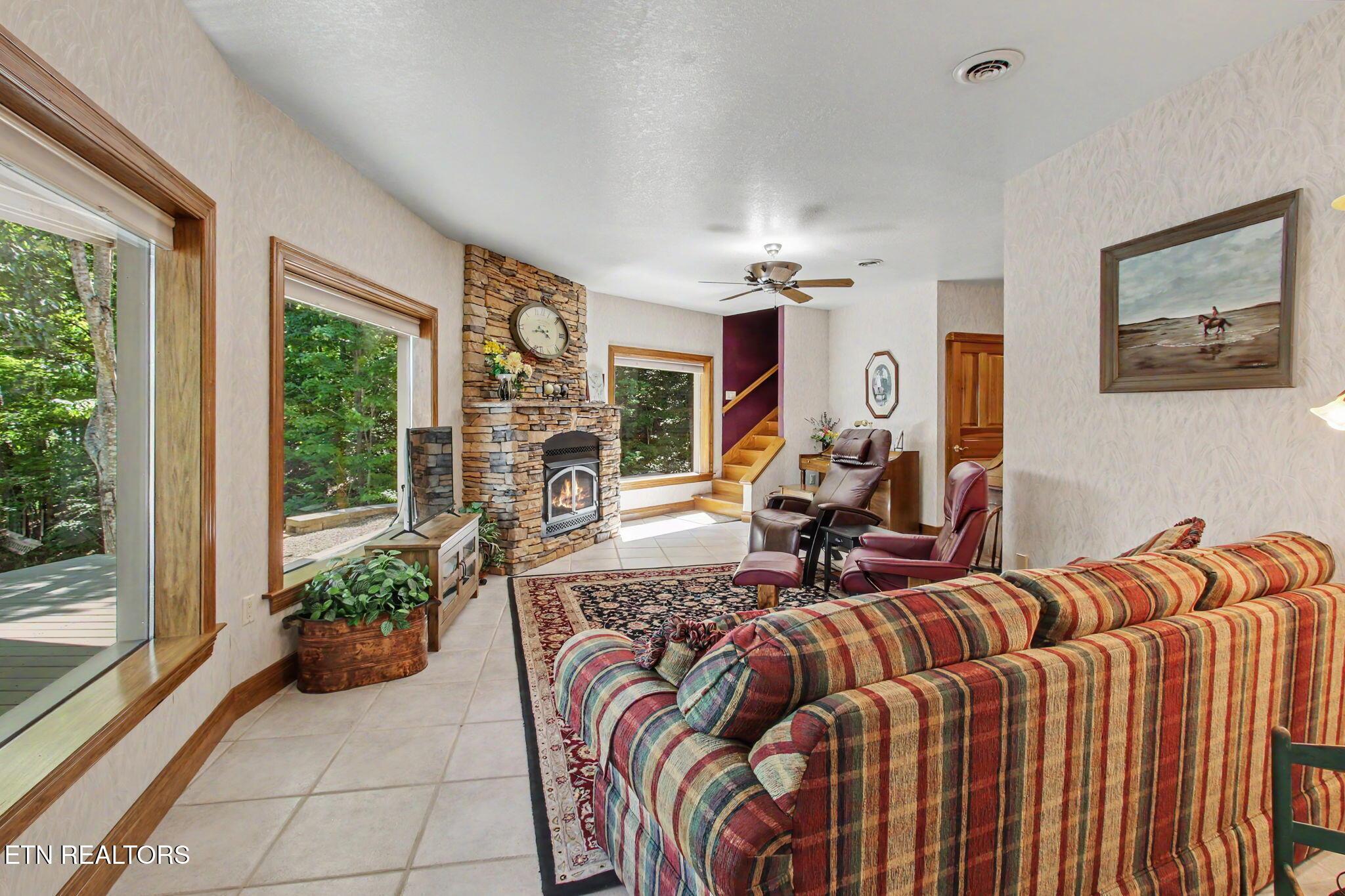 563 Norris Shores Drive, Sharps Chapel, TN - Norris Lake Real Estate - Image# 25