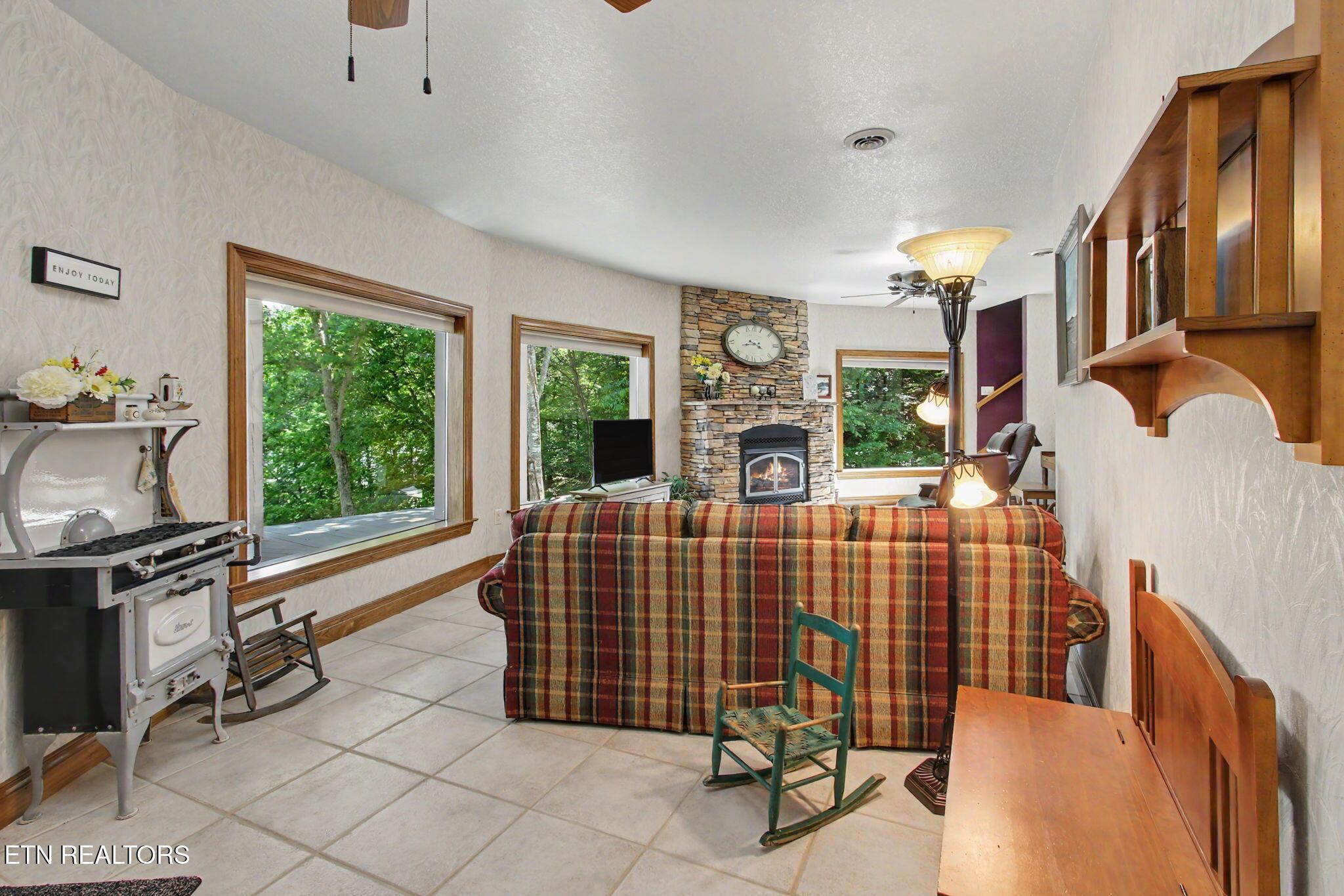 563 Norris Shores Drive, Sharps Chapel, TN - Norris Lake Real Estate - Image# 29