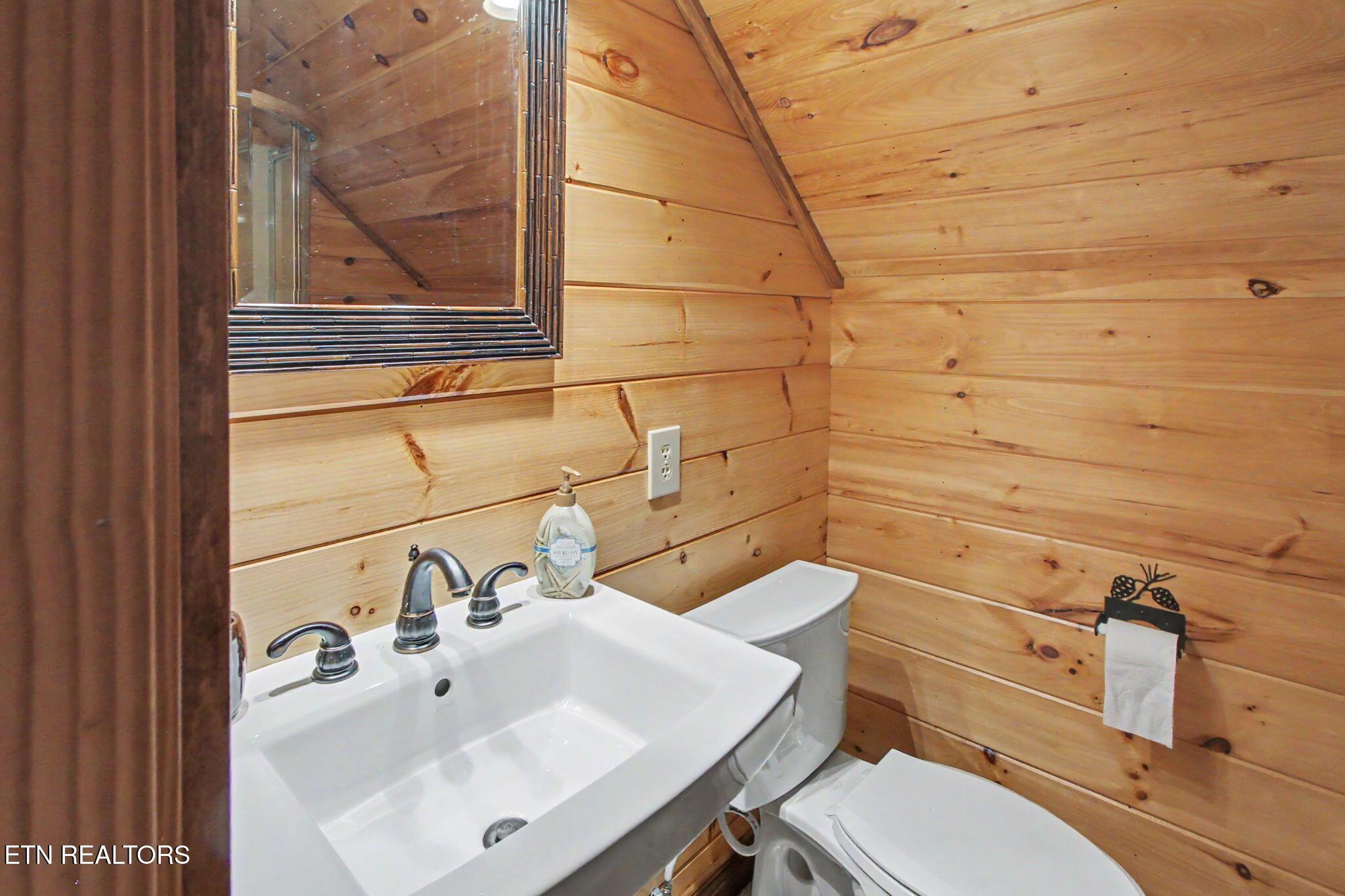 563 Norris Shores Drive, Sharps Chapel, TN - Norris Lake Real Estate - Image# 52