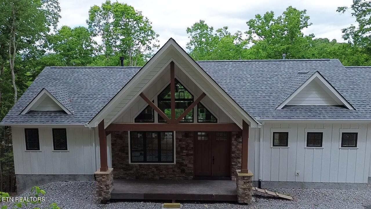267 Lakemont Lane, Caryville, TN - Norris Lake Real Estate - Image# 1