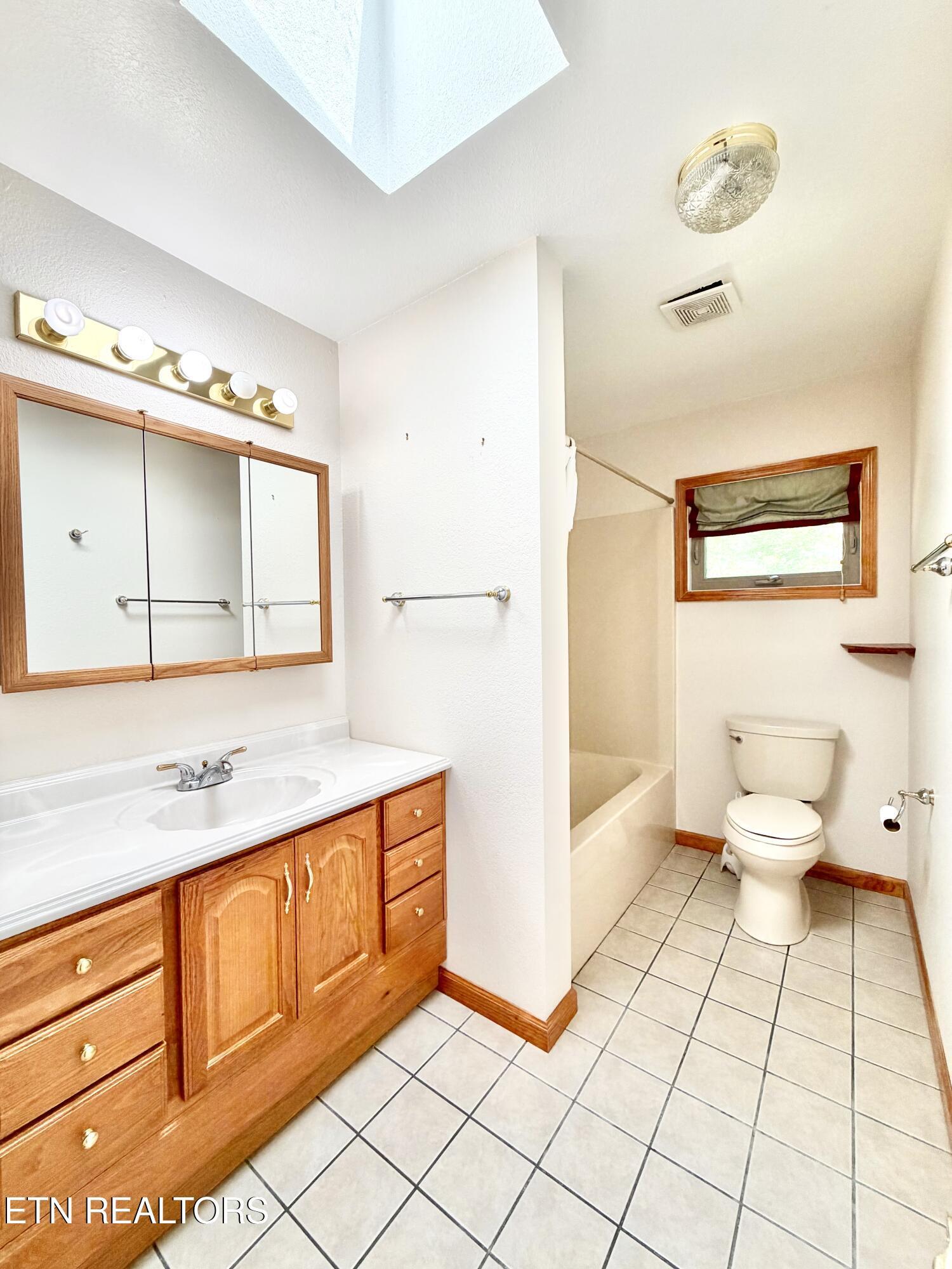 454 Wildcat Hollow Rd, New Tazewell, TN - Norris Lake Real Estate - Image# 12
