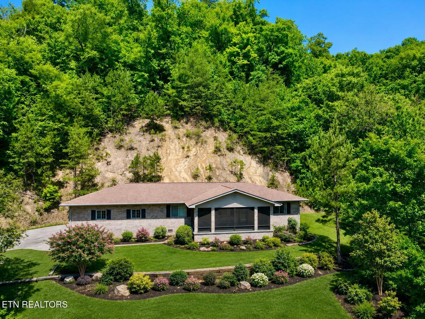 454 Wildcat Hollow Rd, New Tazewell, TN - Norris Lake Real Estate - Image# 1