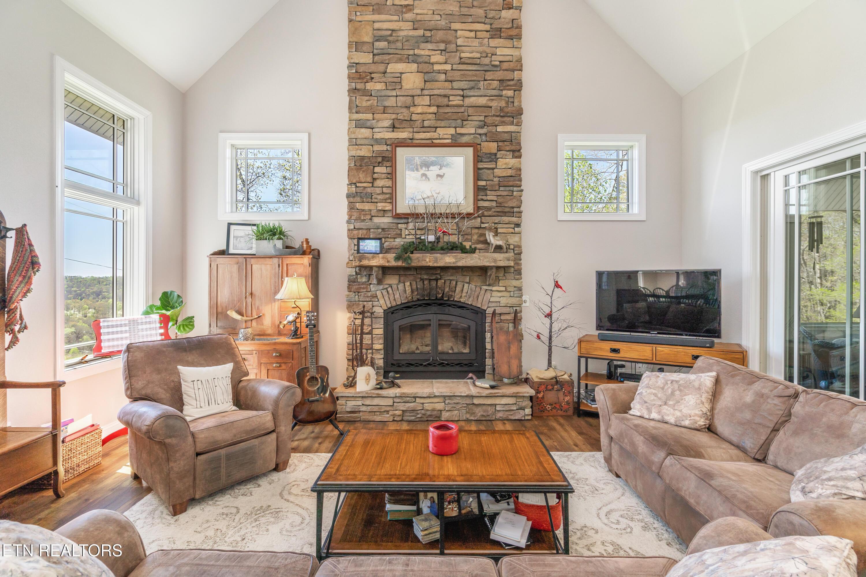 195 Kennedys Loop, Lafollette, TN - Norris Lake Real Estate - Image# 23