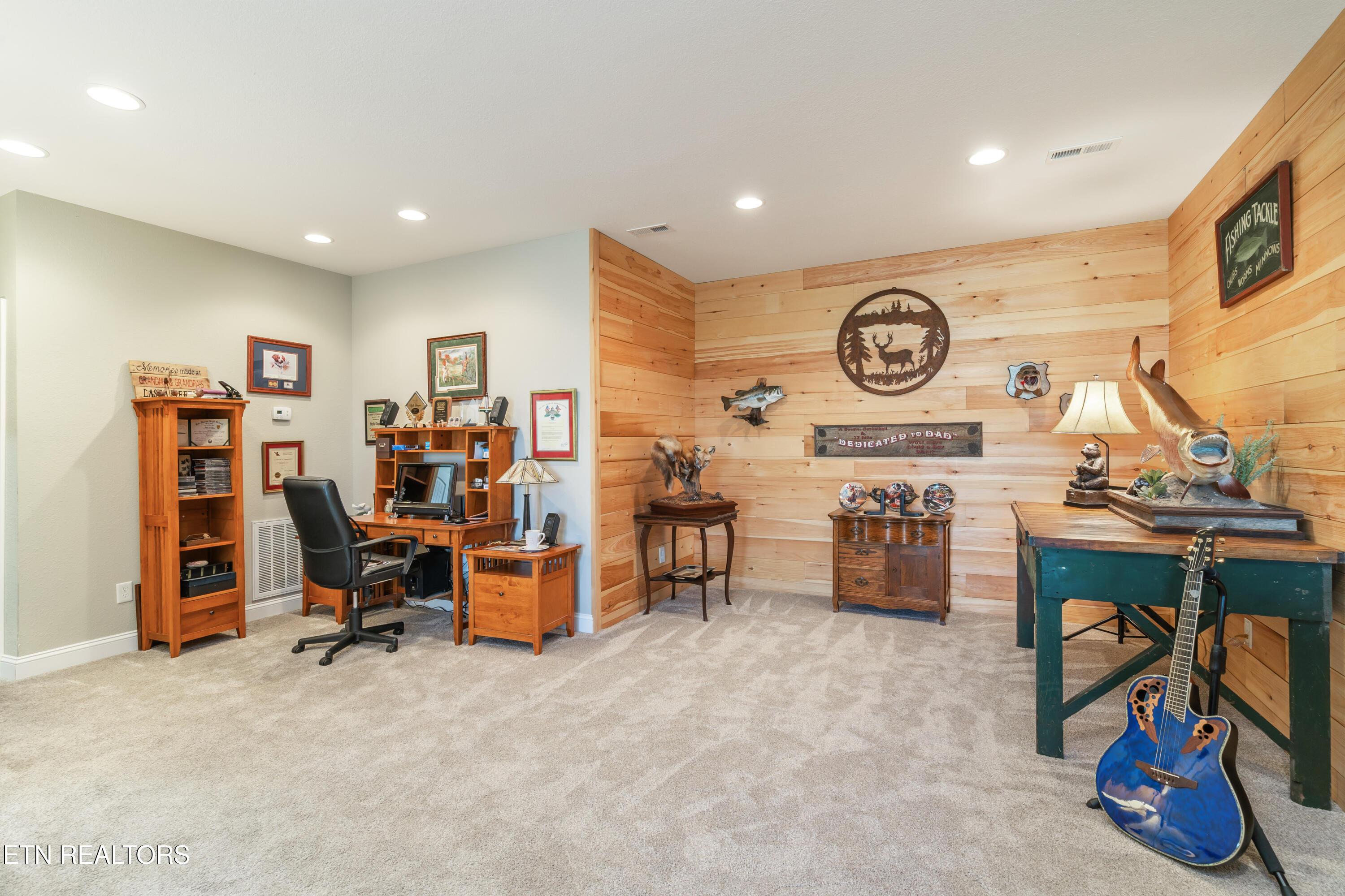195 Kennedys Loop, Lafollette, TN - Norris Lake Real Estate - Image# 35