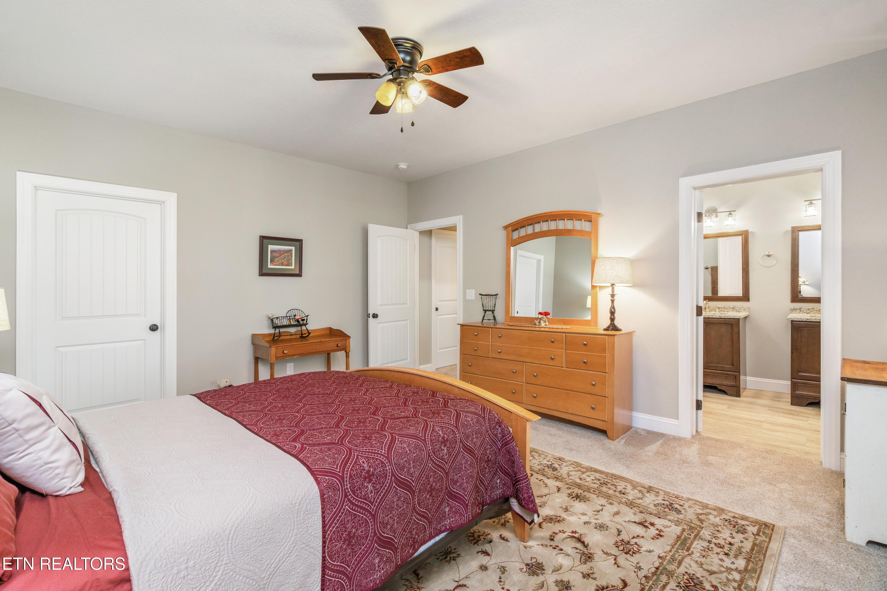 195 Kennedys Loop, Lafollette, TN - Norris Lake Real Estate - Image# 40