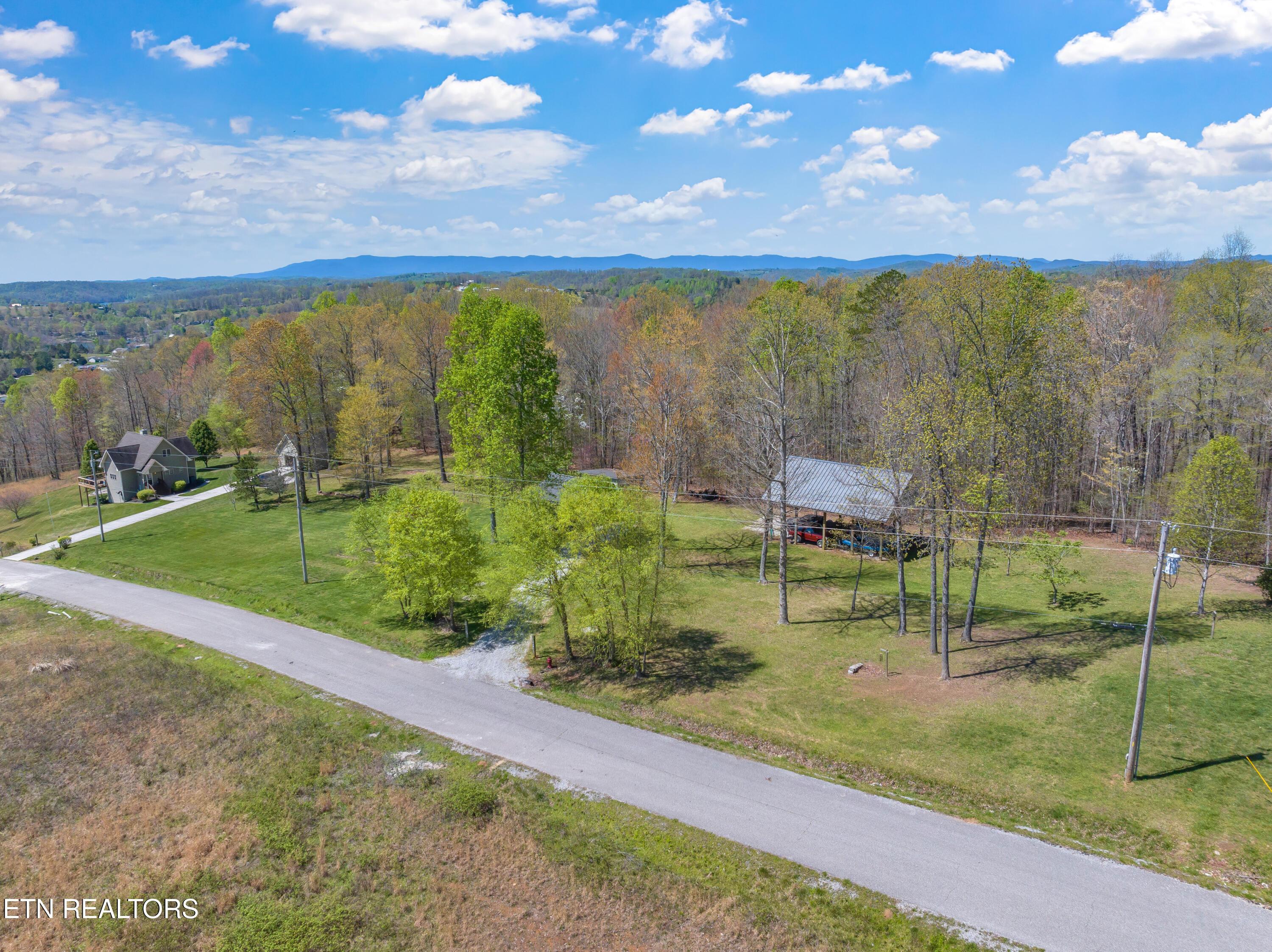 195 Kennedys Loop, Lafollette, TN - Norris Lake Real Estate - Image# 50
